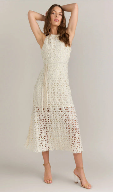 Kolsuz Dokulu İçi Boş Midi Elbise