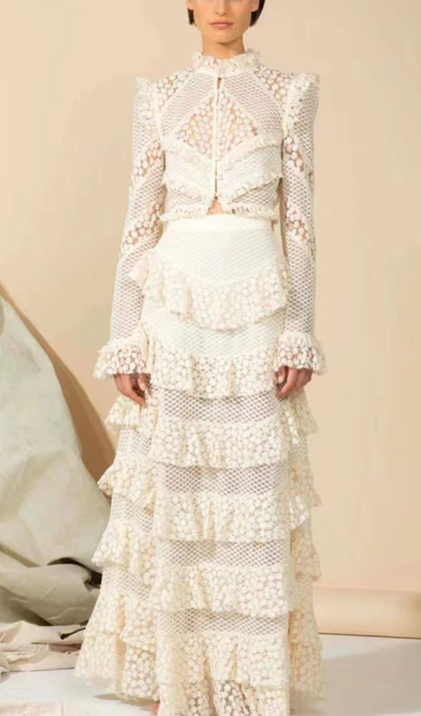 İki Parçalı Kroşe Delikli Maxi Etek ve Üst