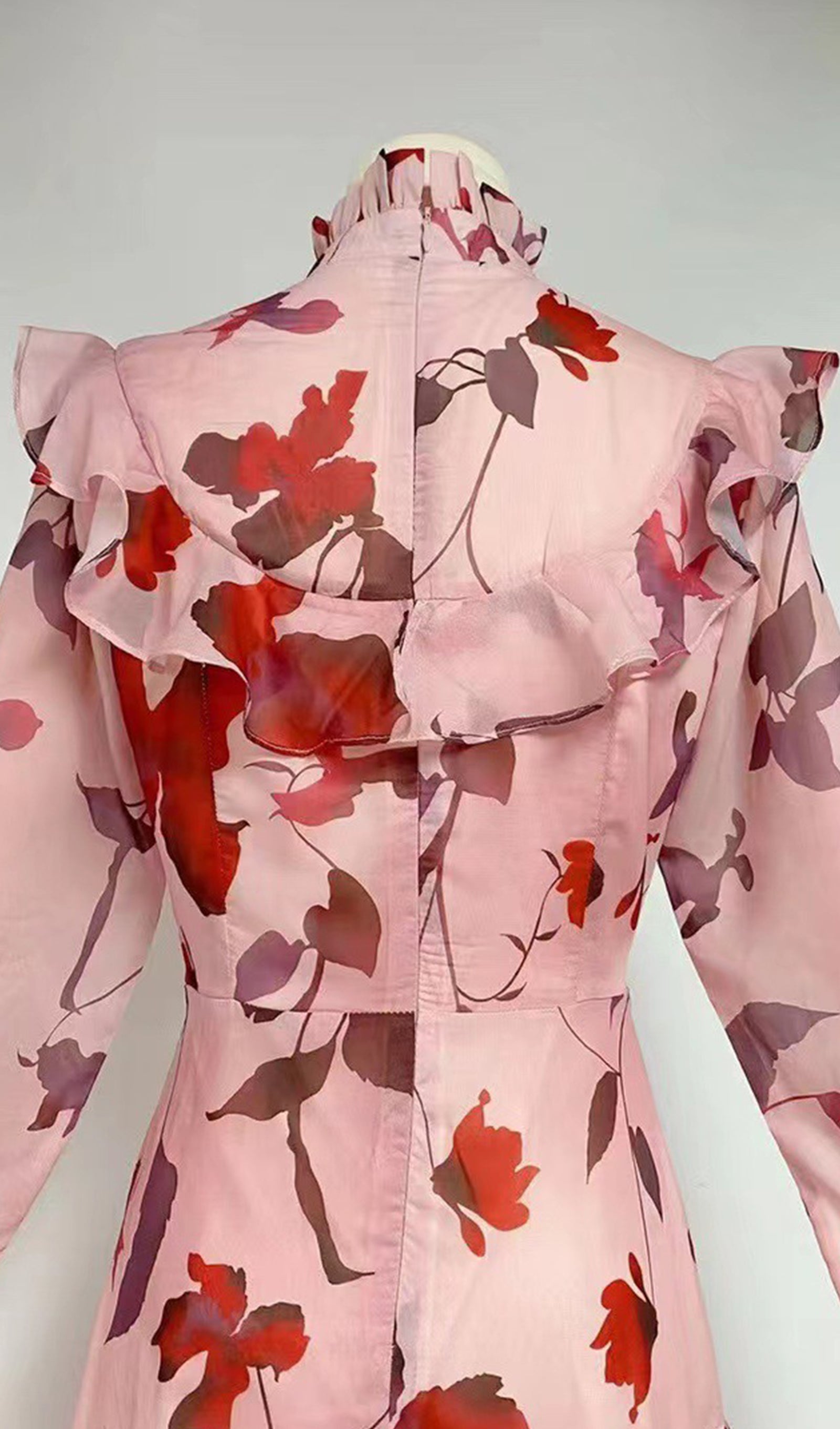 Çiçekli Uzun Kollu Fırfırlı Maksi Elbise