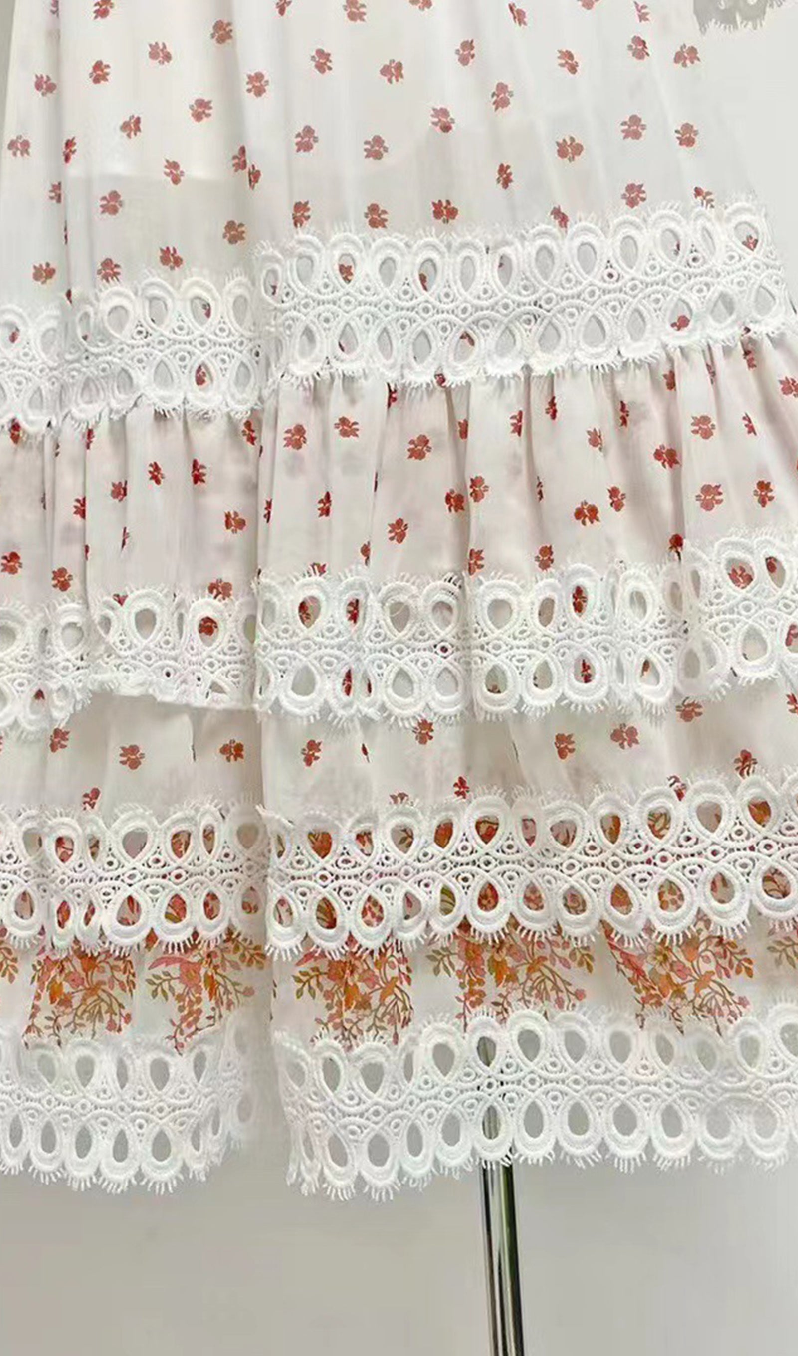 Çiçekli Uzun Kollu V Yaka A Line Maxi Elbise