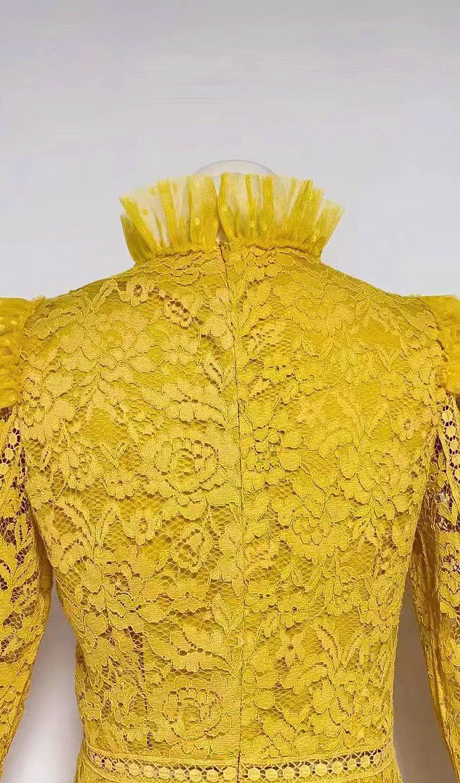 Vintage Uzun Kollu Fırfırlı Dantel Maksi Elbise Sarı