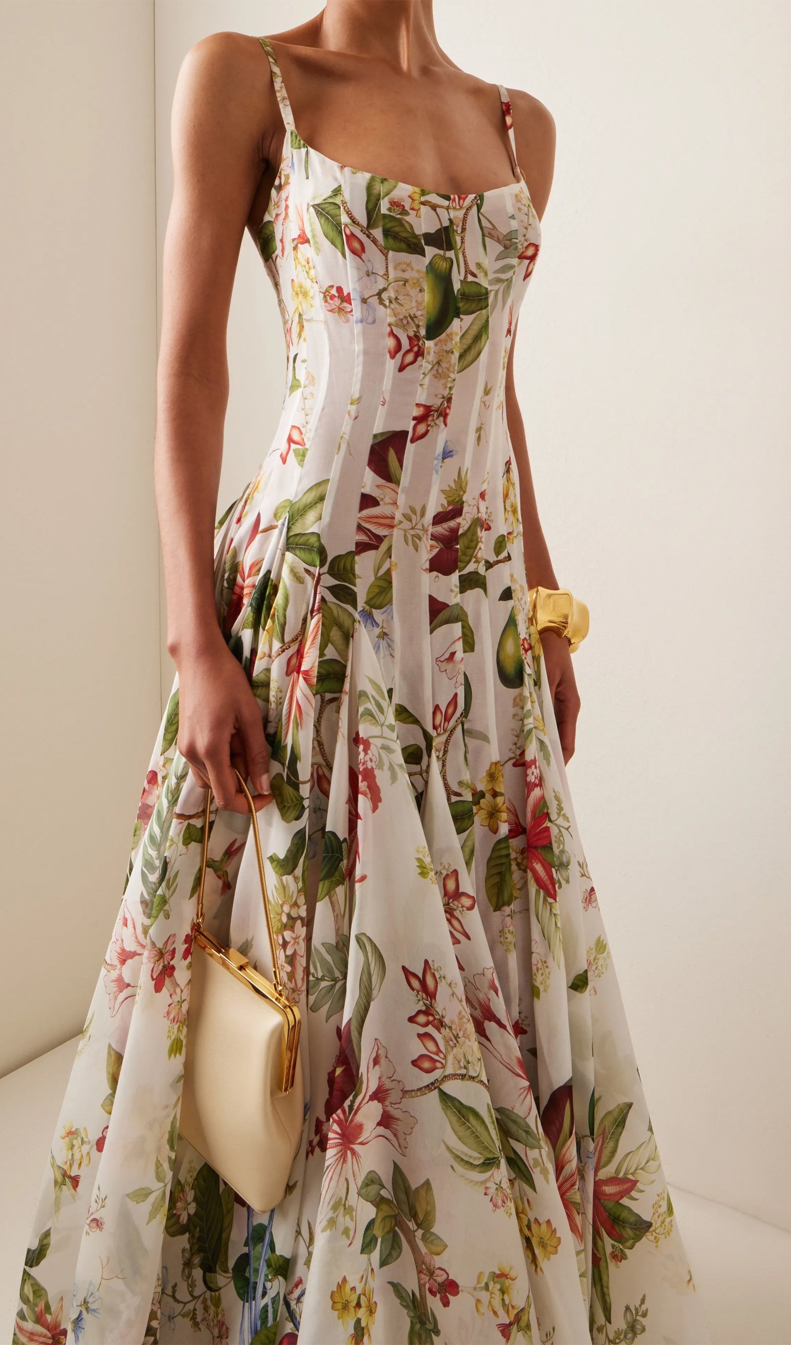 Floral Dantelli Çiçekli ve Faunalı Maksi Elbise