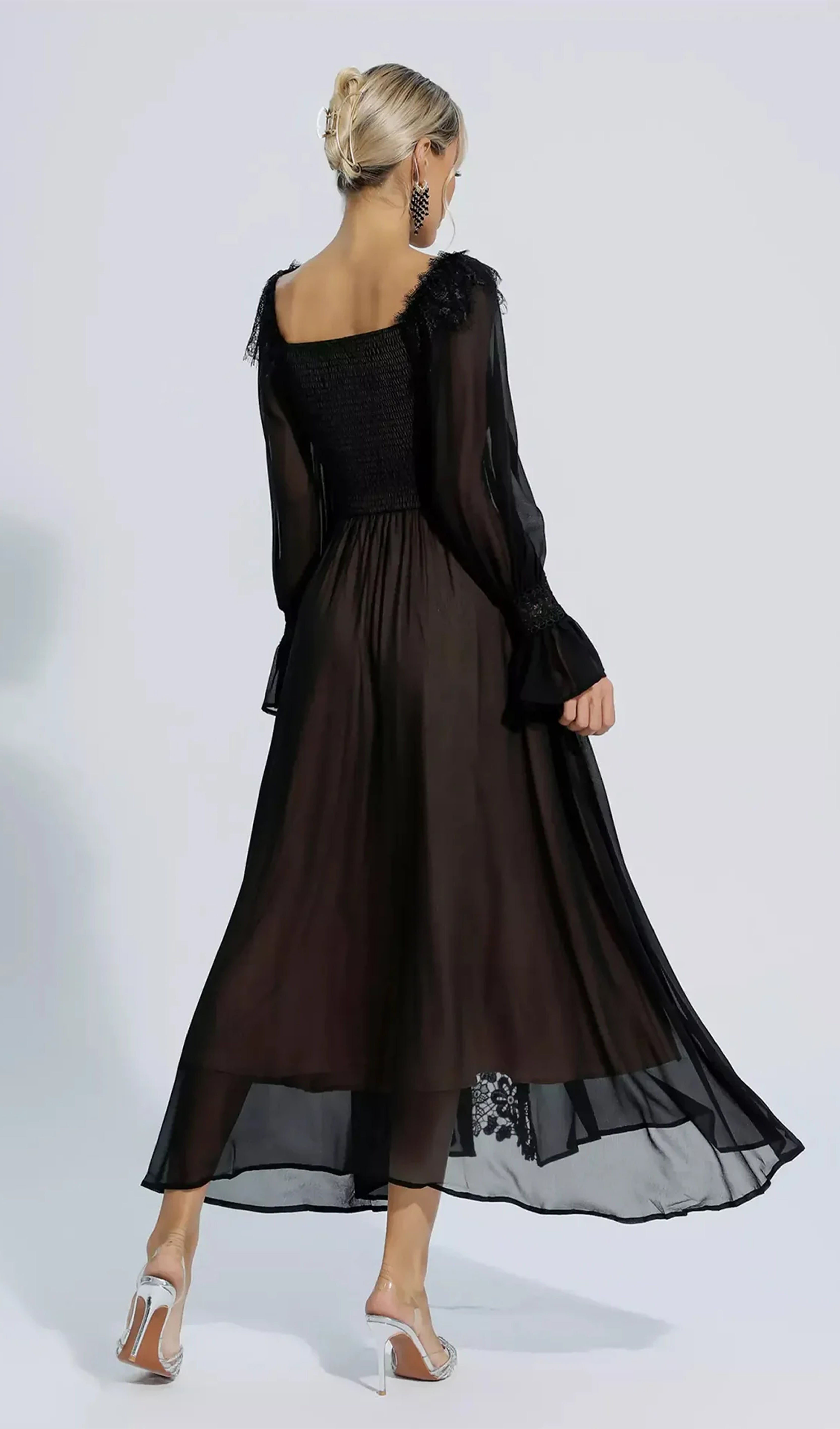 Uzun Kollu Dantel Çiçekli Fit ve Flare Maksi Elbise