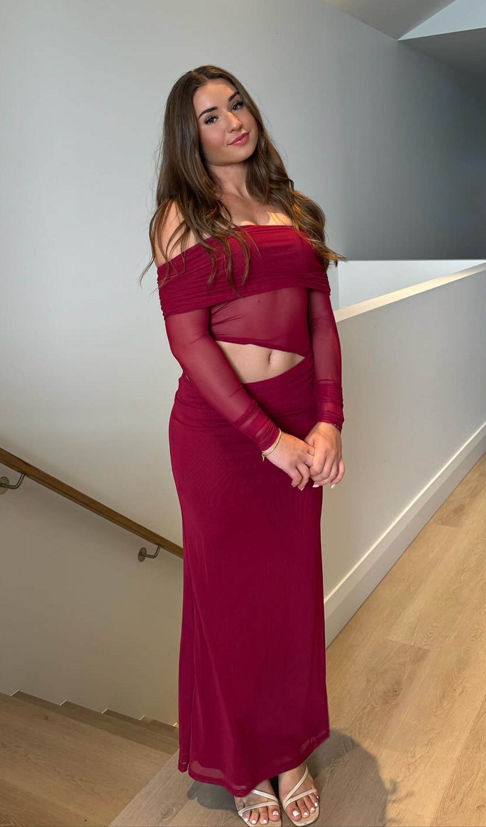 Kapalı Omuz Şeffaf Maksi Kırmızı