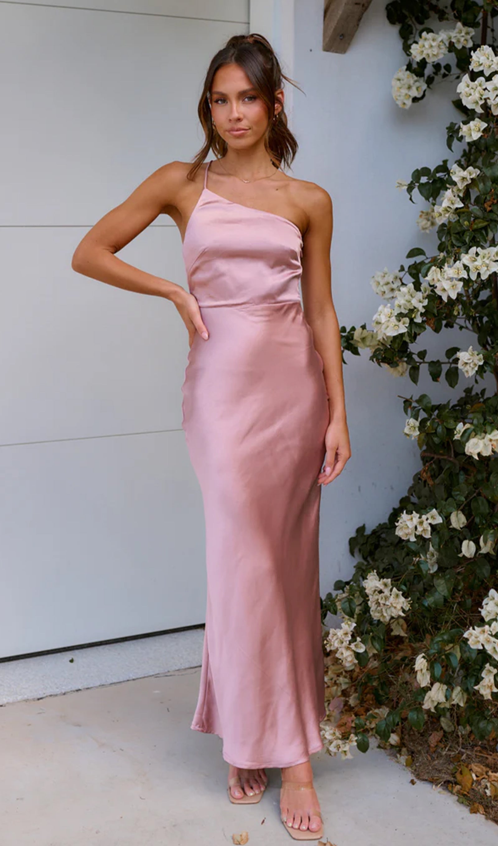 Saten Tek Omuz Askılı Maksi Elbise