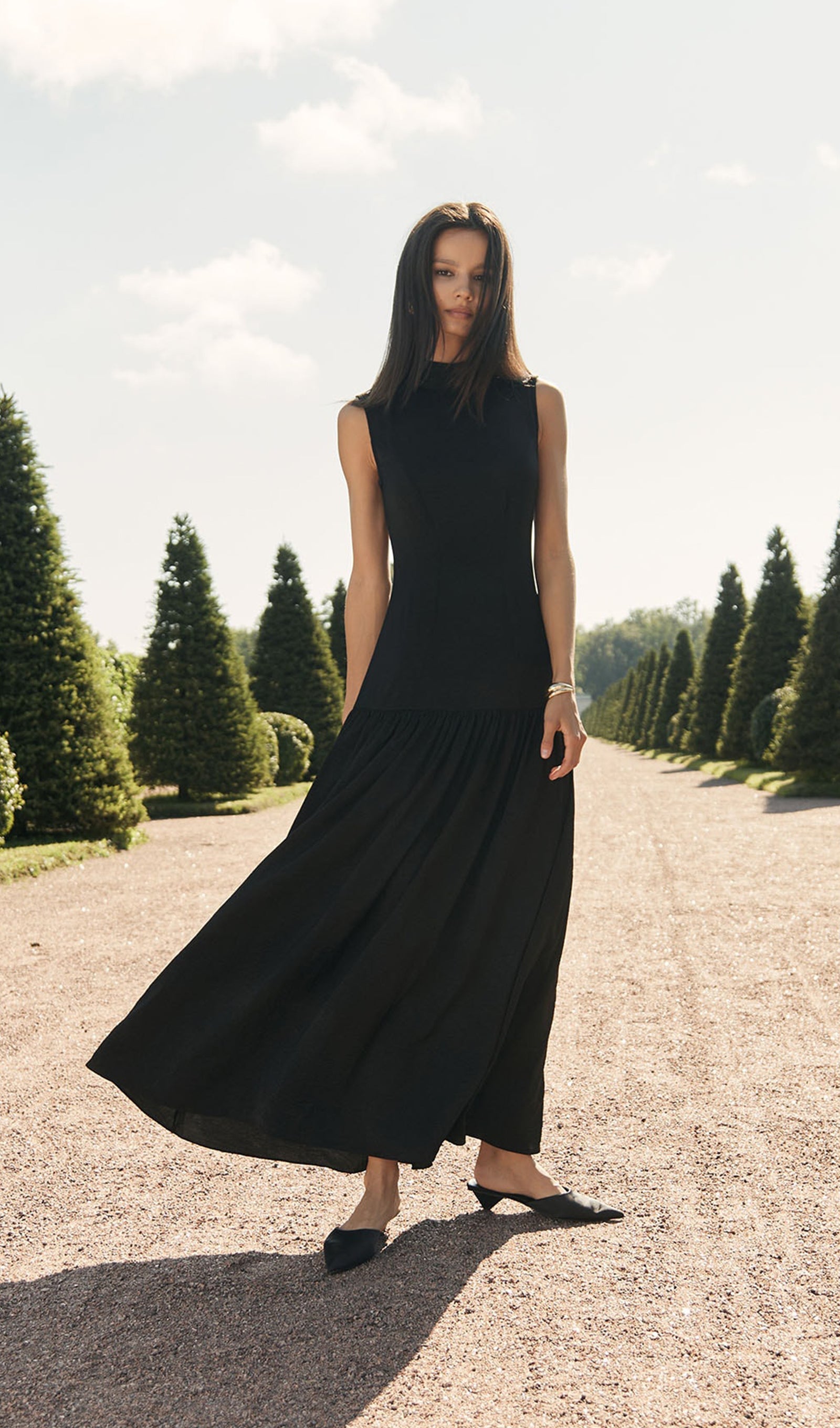 Dokulu Kumaştan Fitted Maksi Elbise