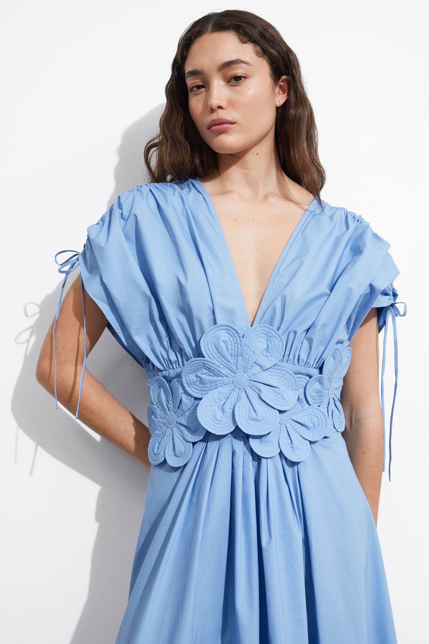 Maggie Floral Aplike V Yaka Maxi Elbise