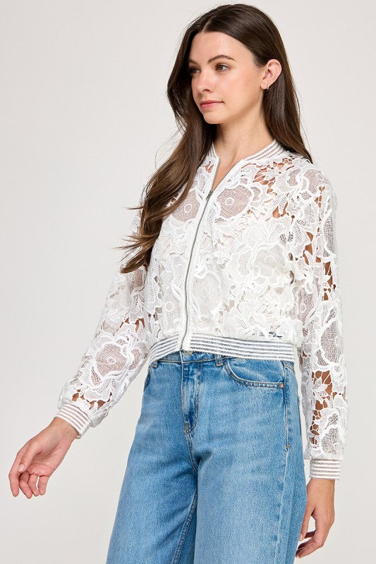 Uzun Kollu Dantel Kroşe Ceket