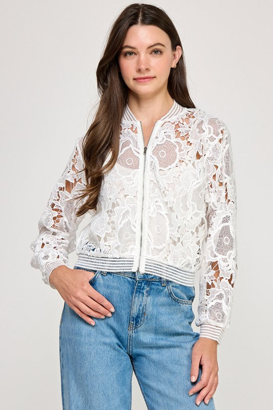 Uzun Kollu Dantel Kroşe Ceket