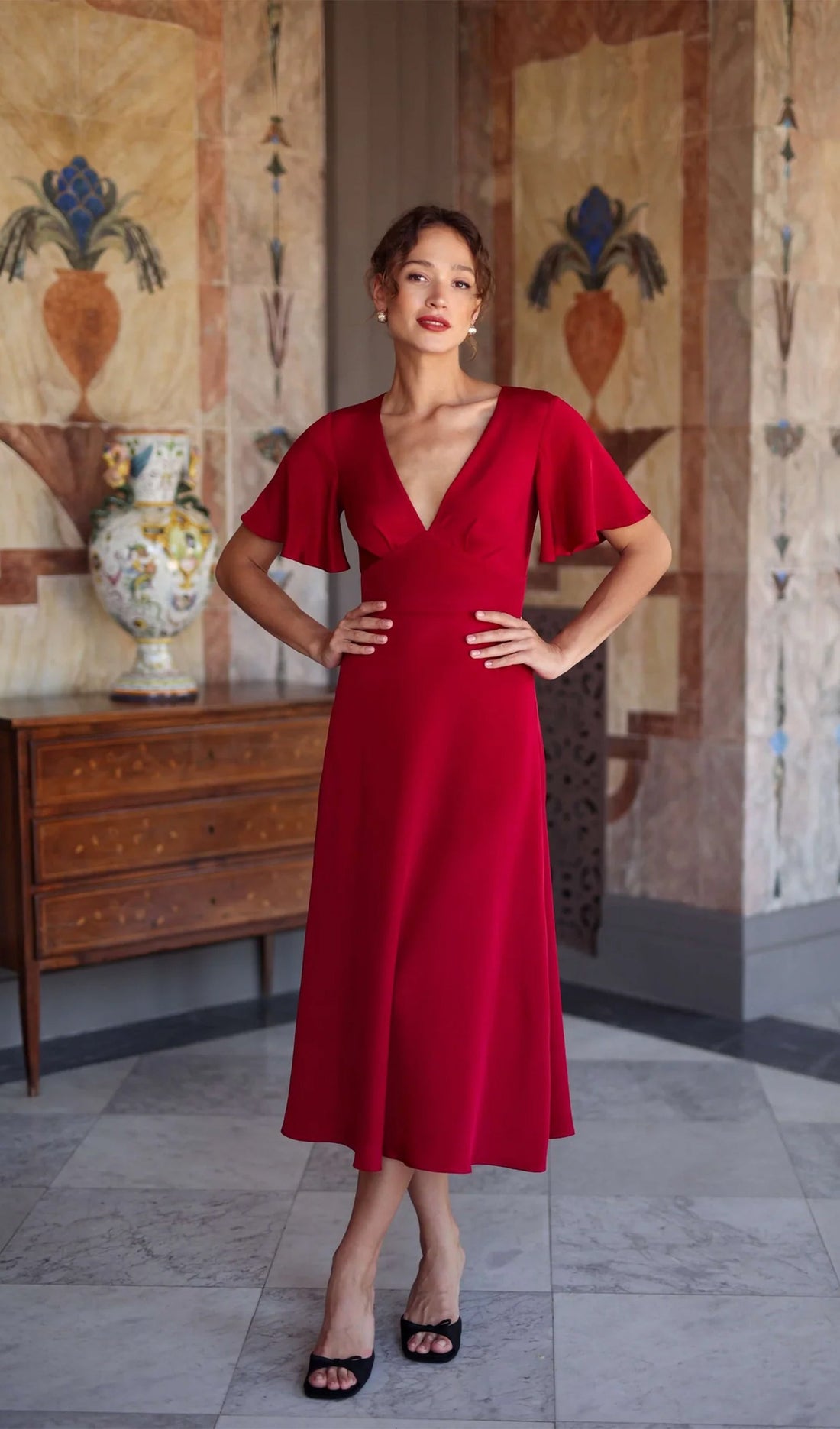 V Yaka Abiye Midi Elbise-Kırmızı