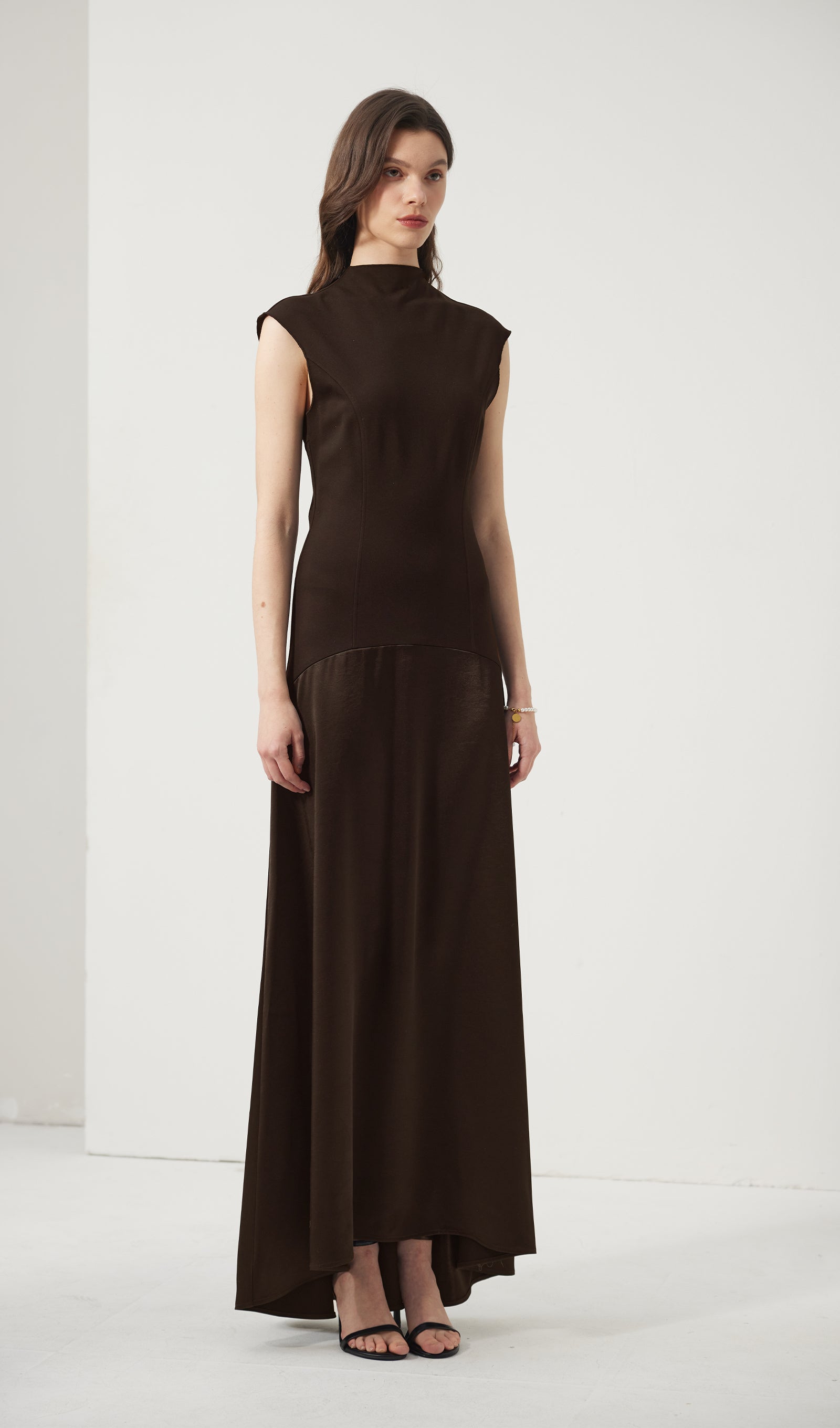 Örme Saten Kolsuz Maksi Elbise