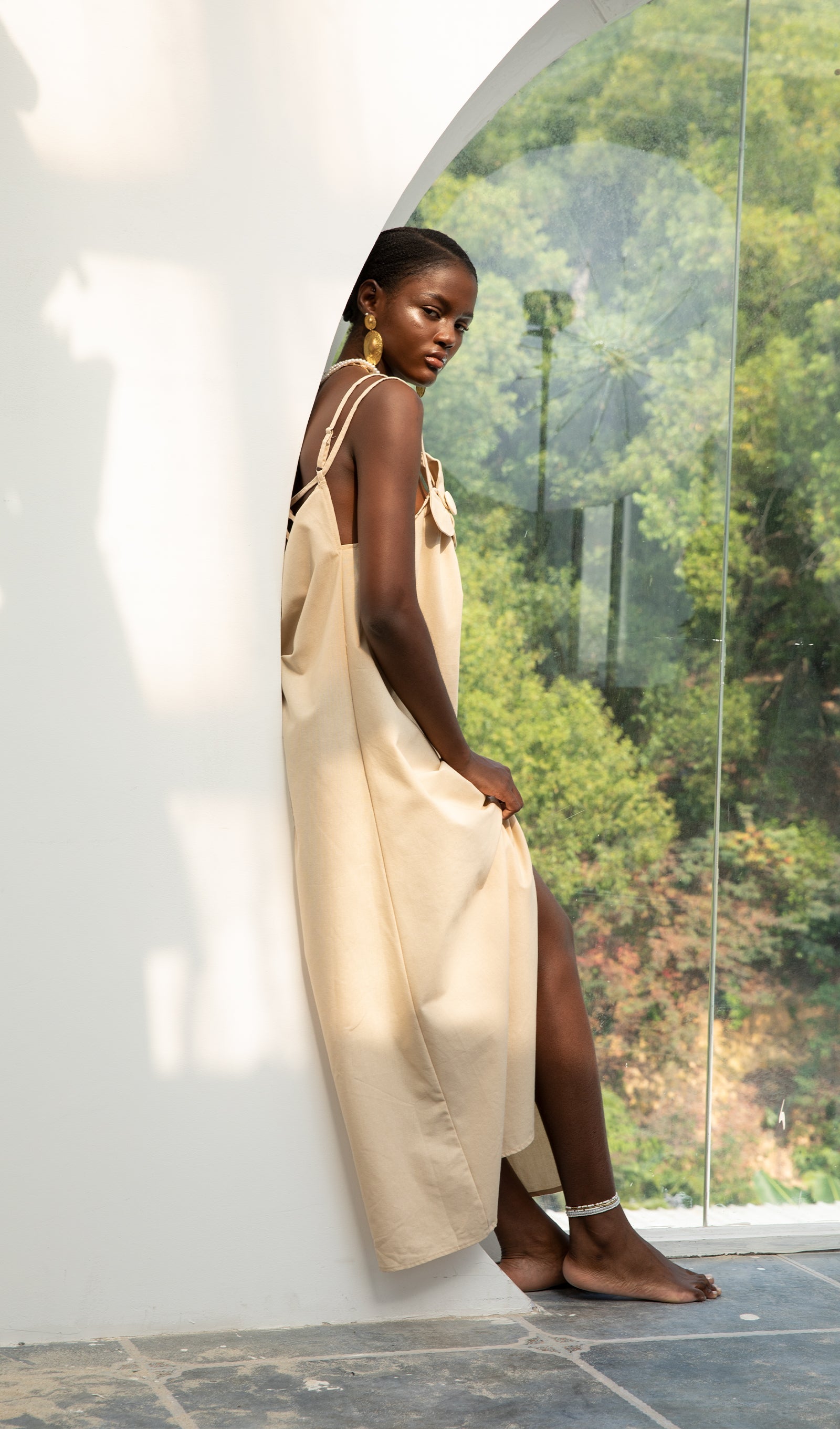 Trendy V Yaka Çiçekli Yüksek Yırtmaçlı Maksi Elbise