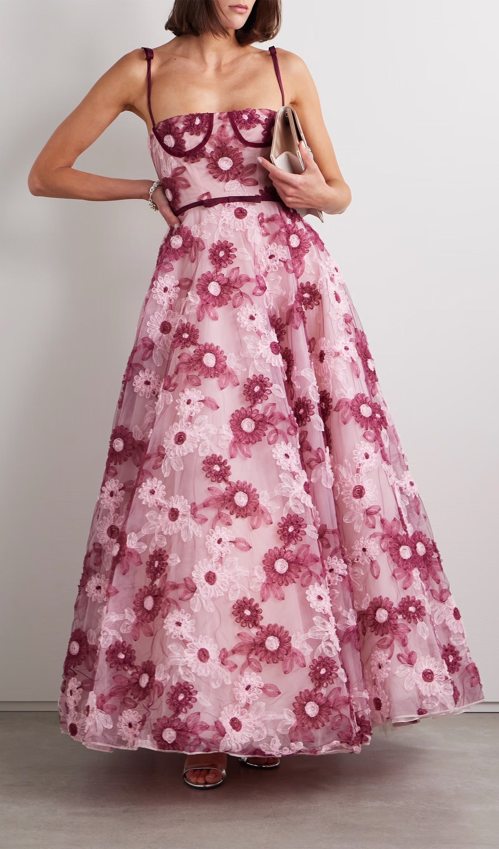 Çiçekli Kurdeleli Maksi Elbise