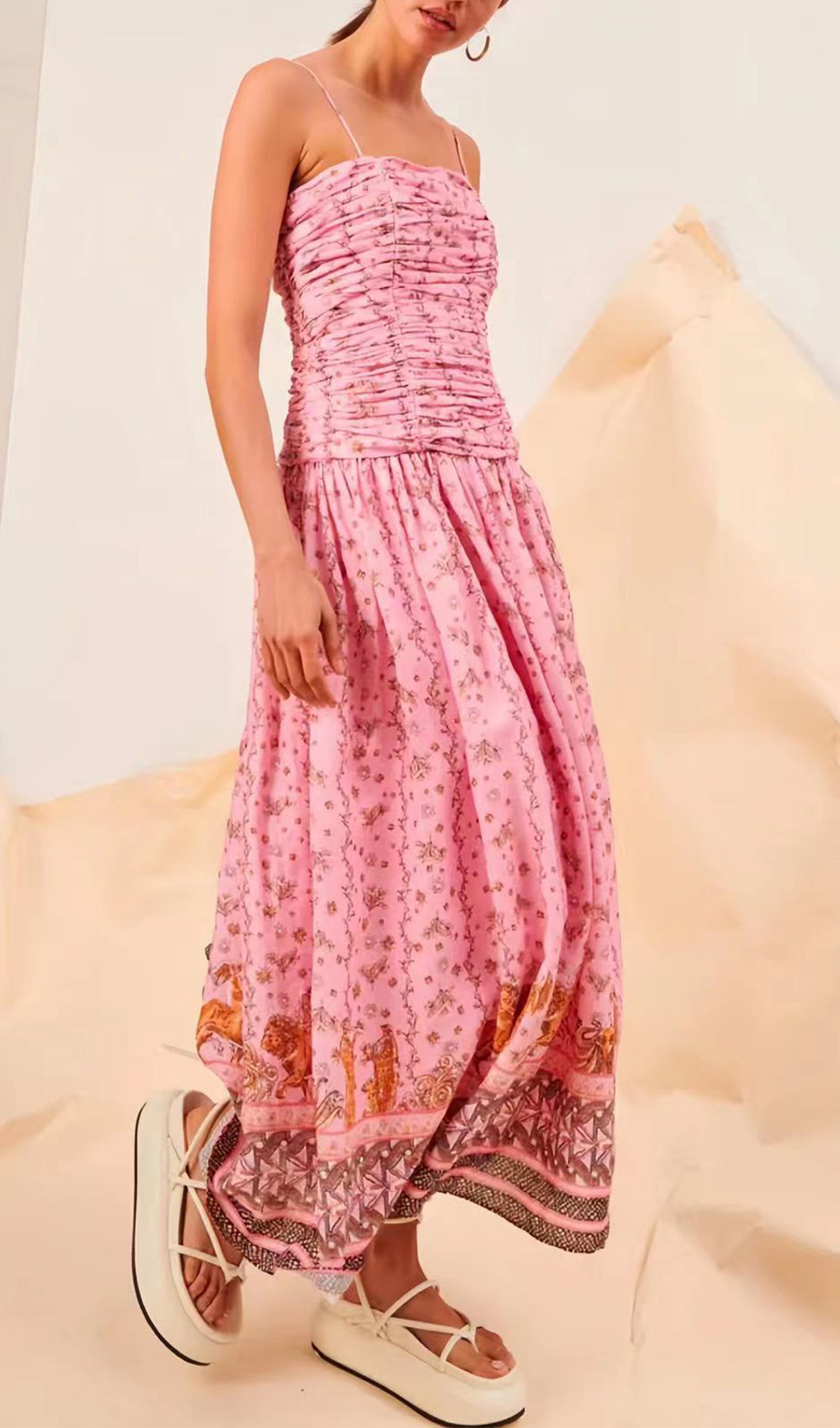 Çiçekli Scrunch Fit ve Flare Maksi Elbise