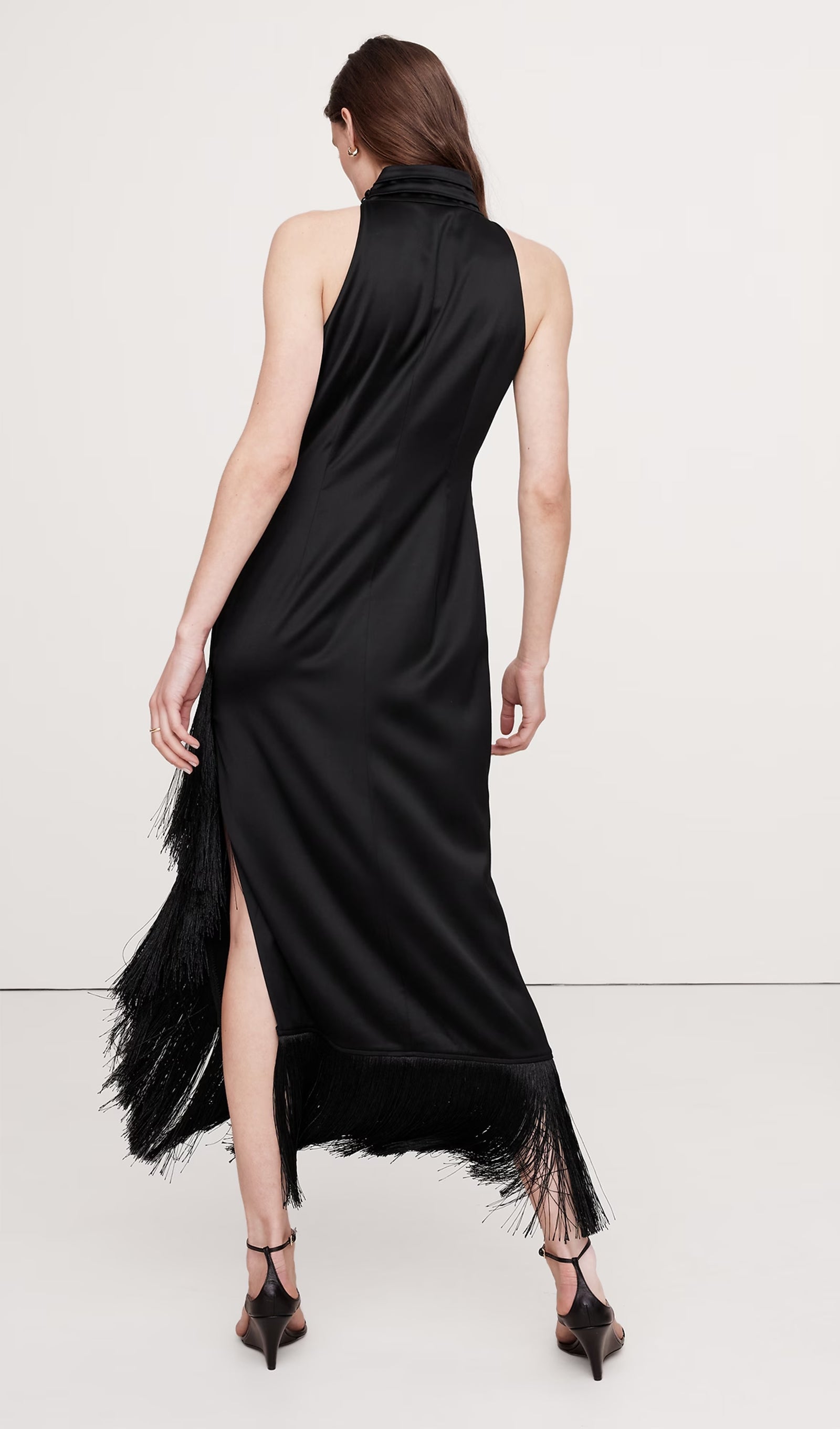 Püsküllü Saten Midi Elbise Siyah