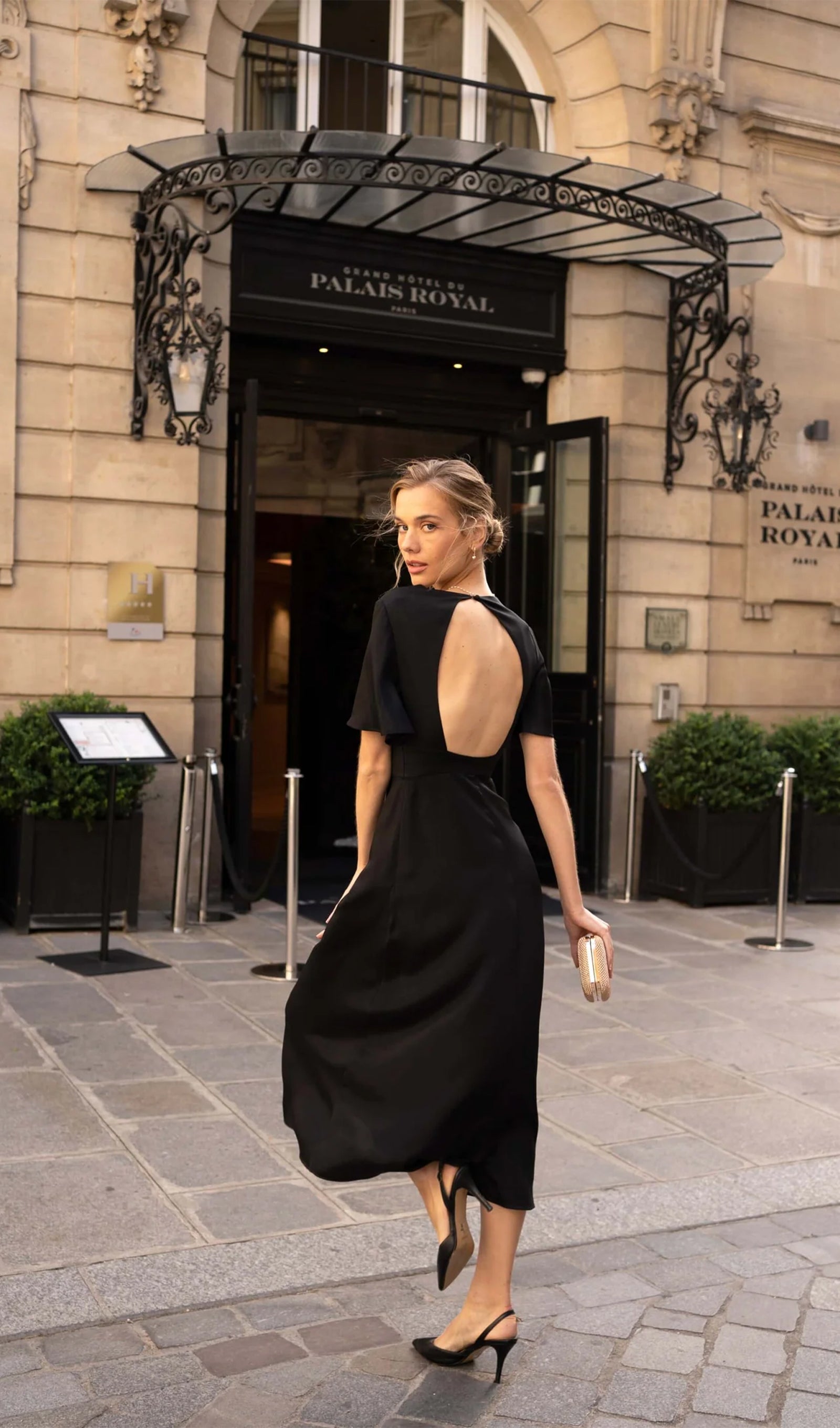 V Yaka Abiye Midi Elbise-Siyah