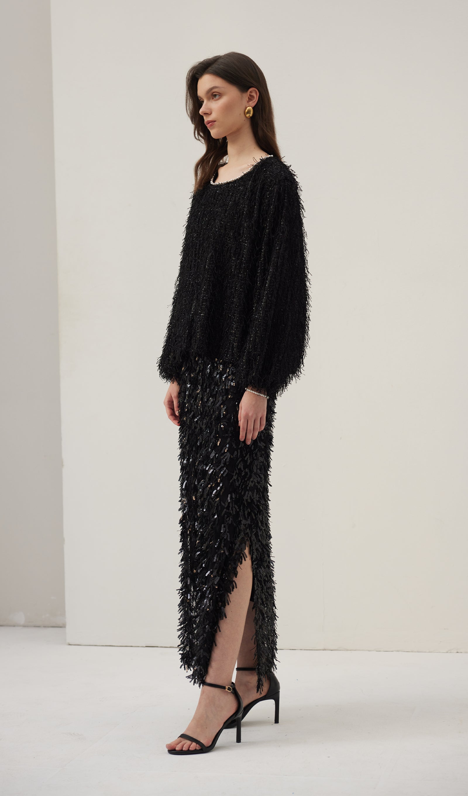 Siyah Tüylü Midi Etek