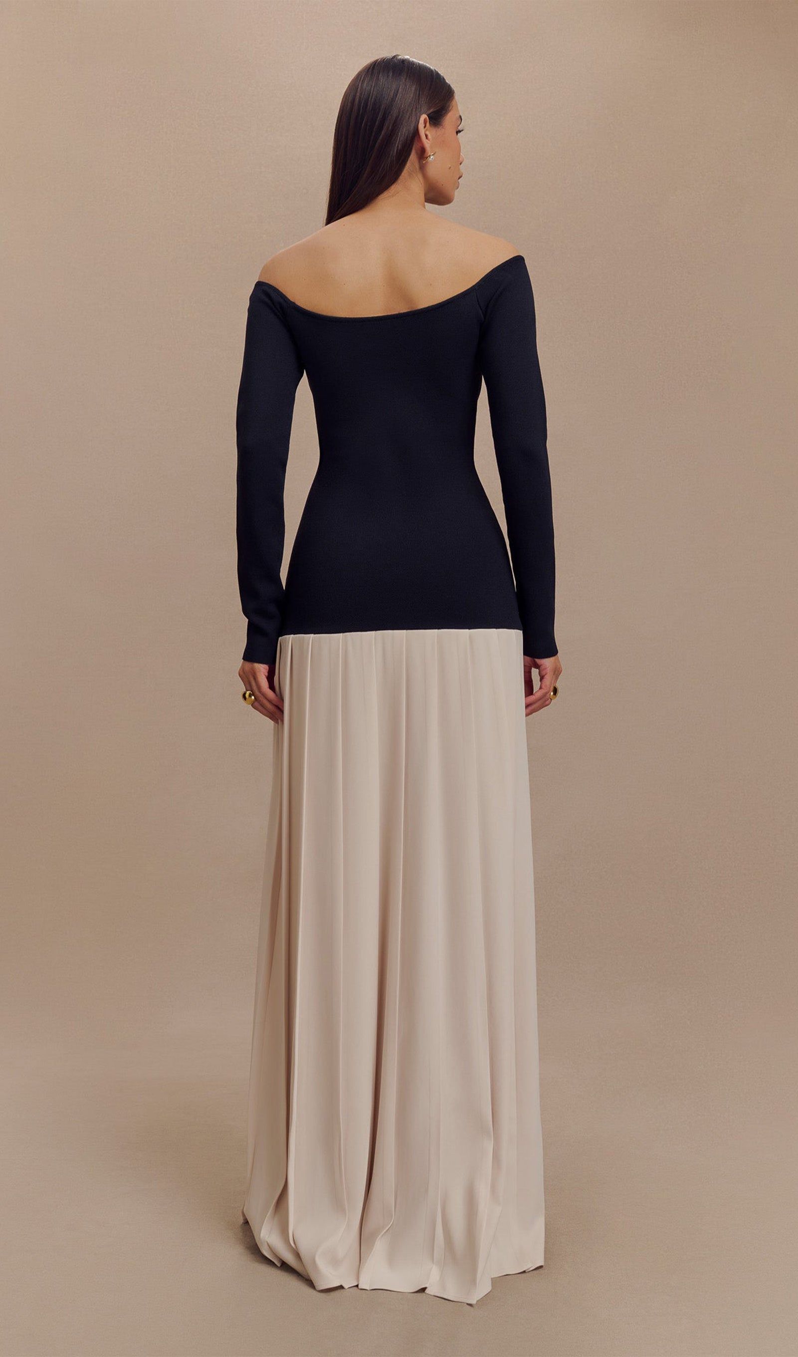 Kontrast Örgü Kapalı Omuz Maksi Elbise