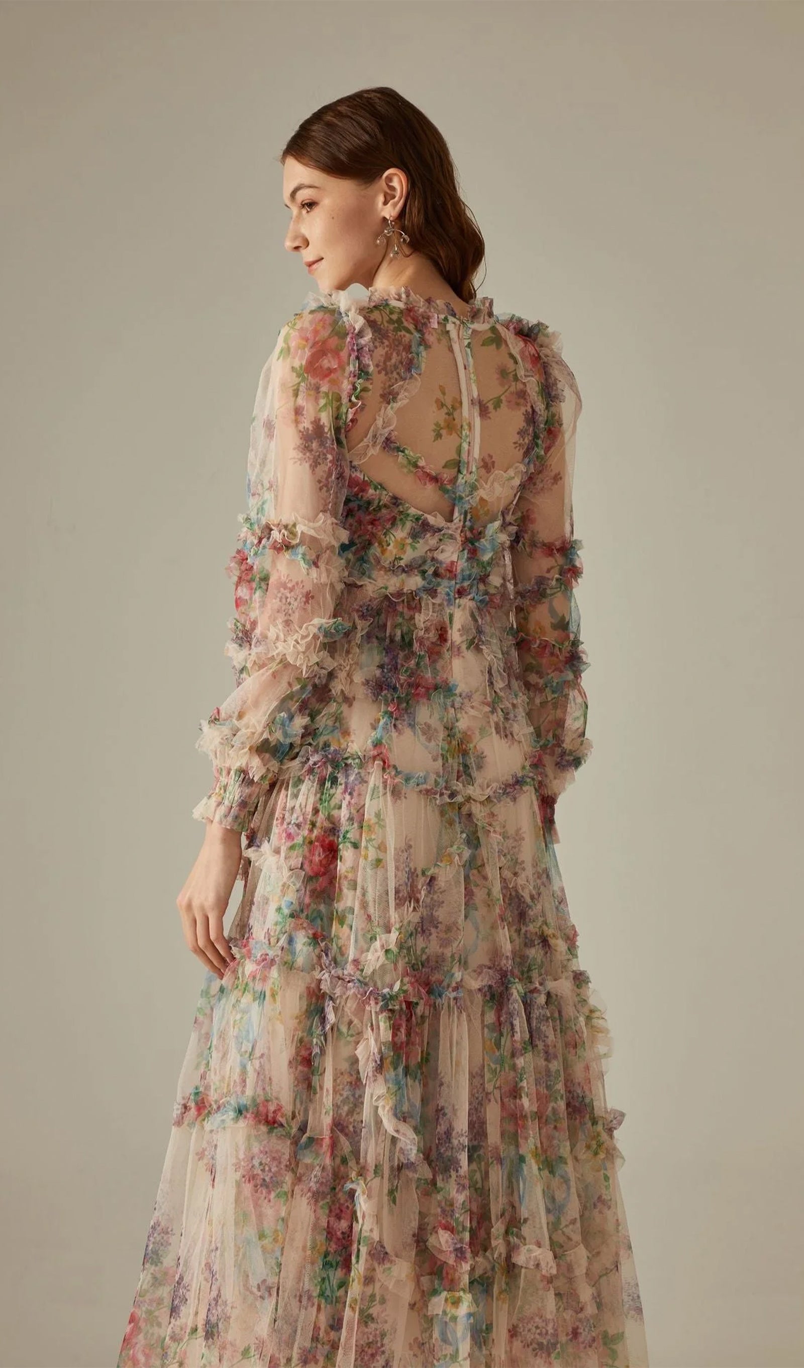 Uzun Kollu Çiçekli Fırfırlı Maksi Örgü Elbise