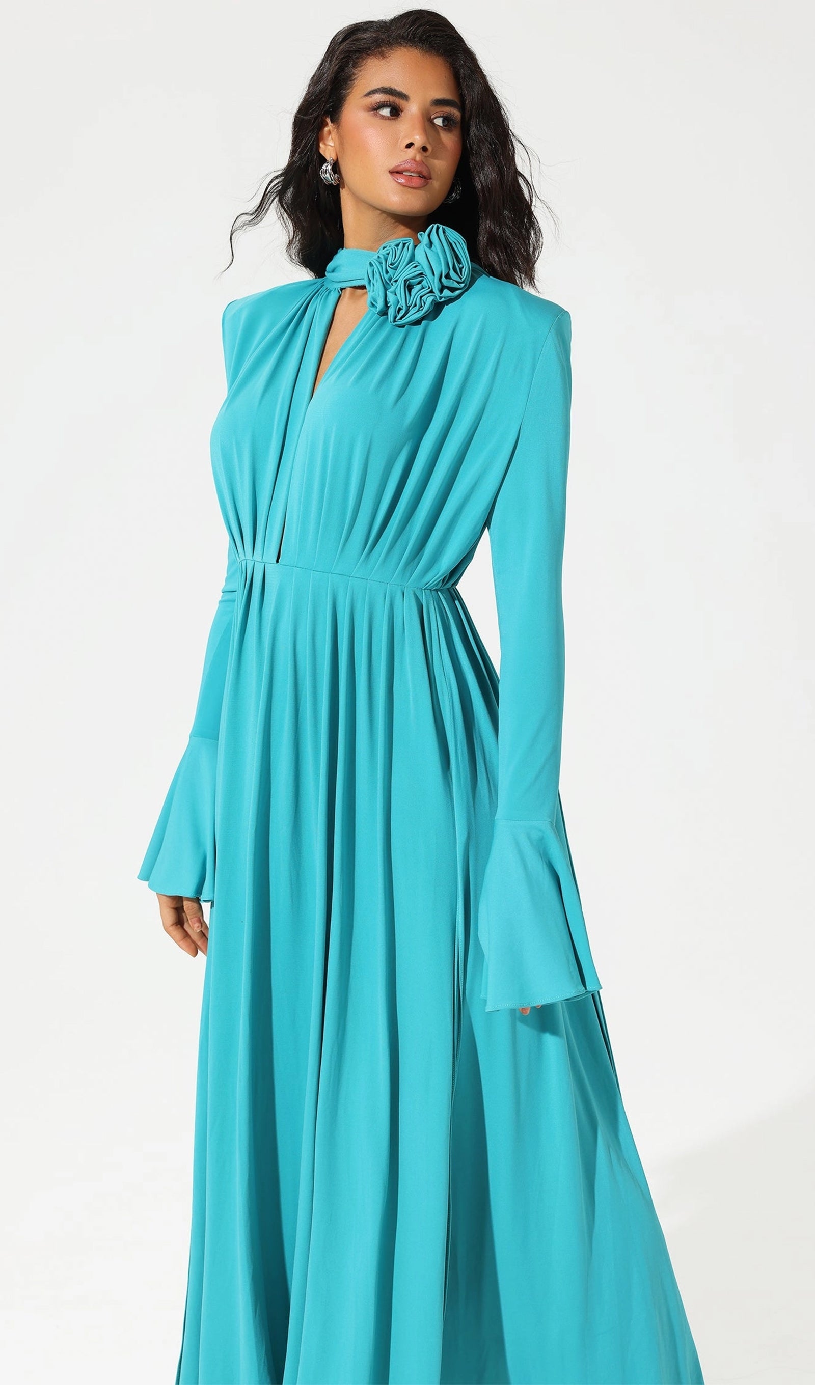 Çiçek V Yaka Pileli Yırtmaçlı Maksi Elbise-Mavi