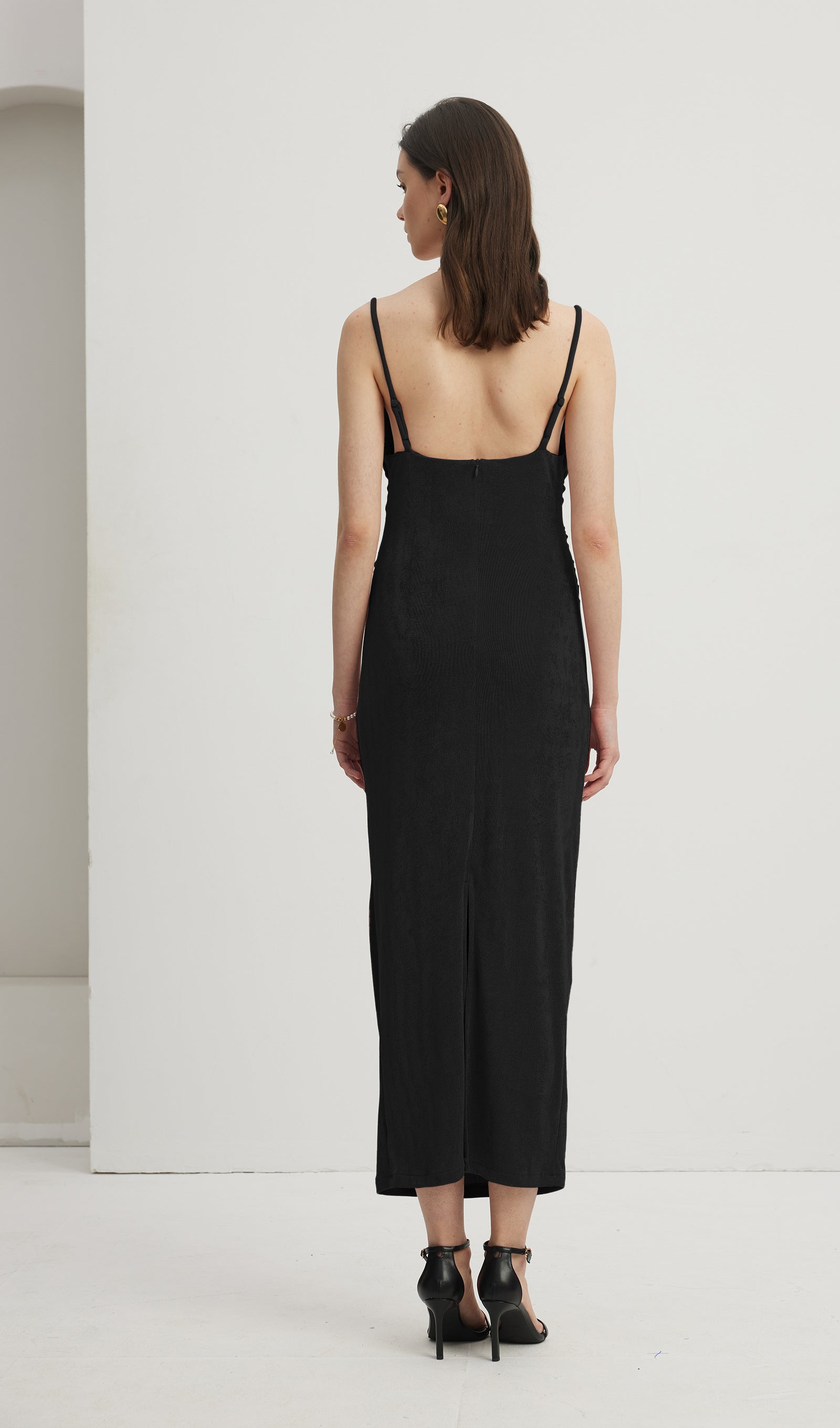 Büzgülü Dökümlü Maksi Elbise