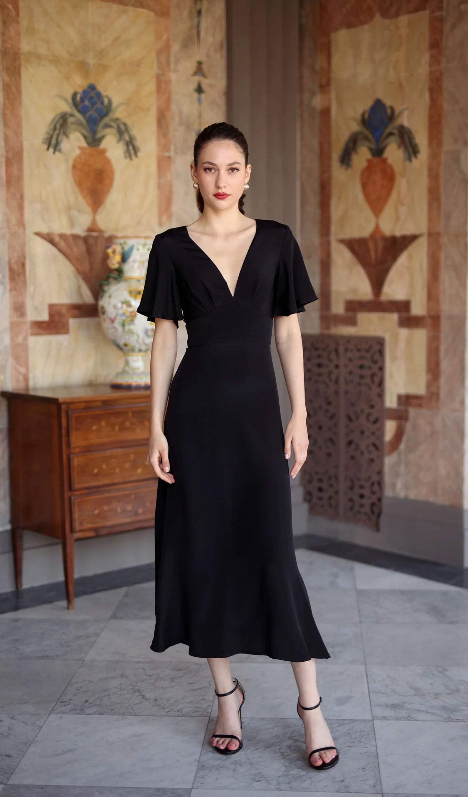 V Yaka Abiye Midi Elbise-Siyah