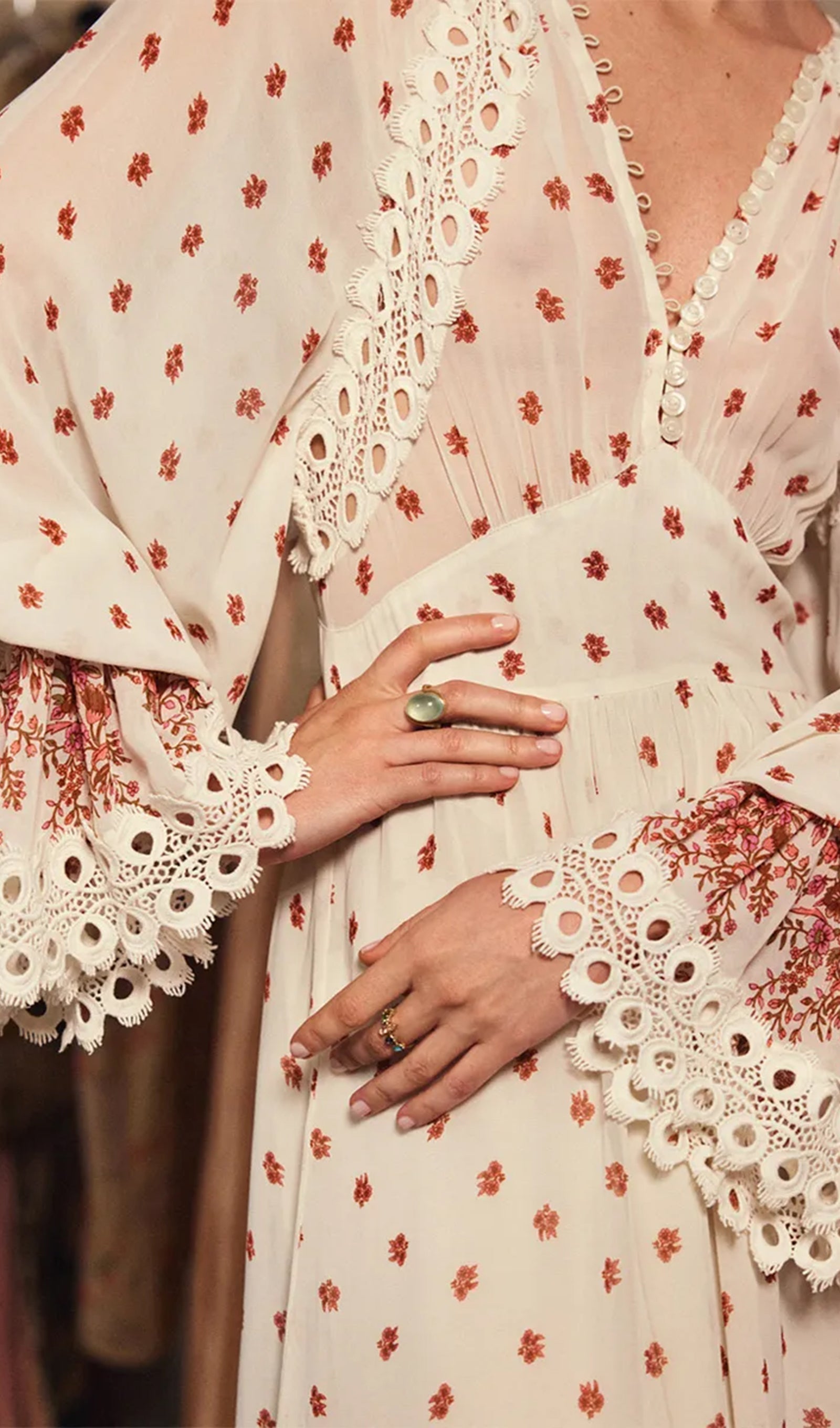 Çiçekli Uzun Kollu V Yaka A Line Maxi Elbise