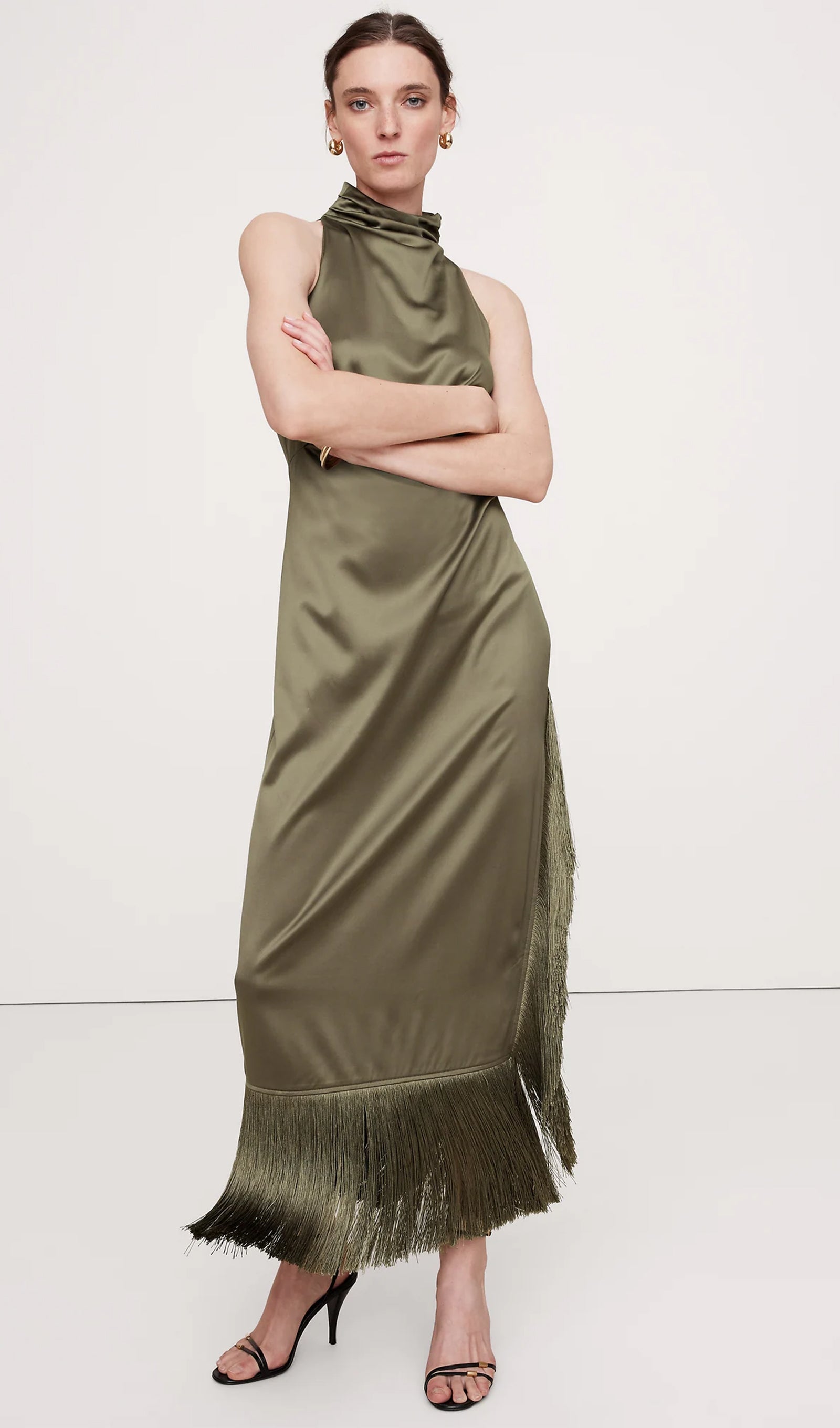 Püsküllü Saten Midi Elbise Çınar Kahverengi