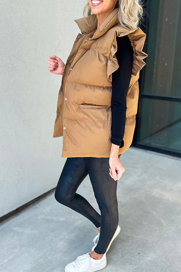 Rahat Dik Yaka, Düğmeli Çift Cepli, Uçuşan Fırfırlı Kollu Yelek