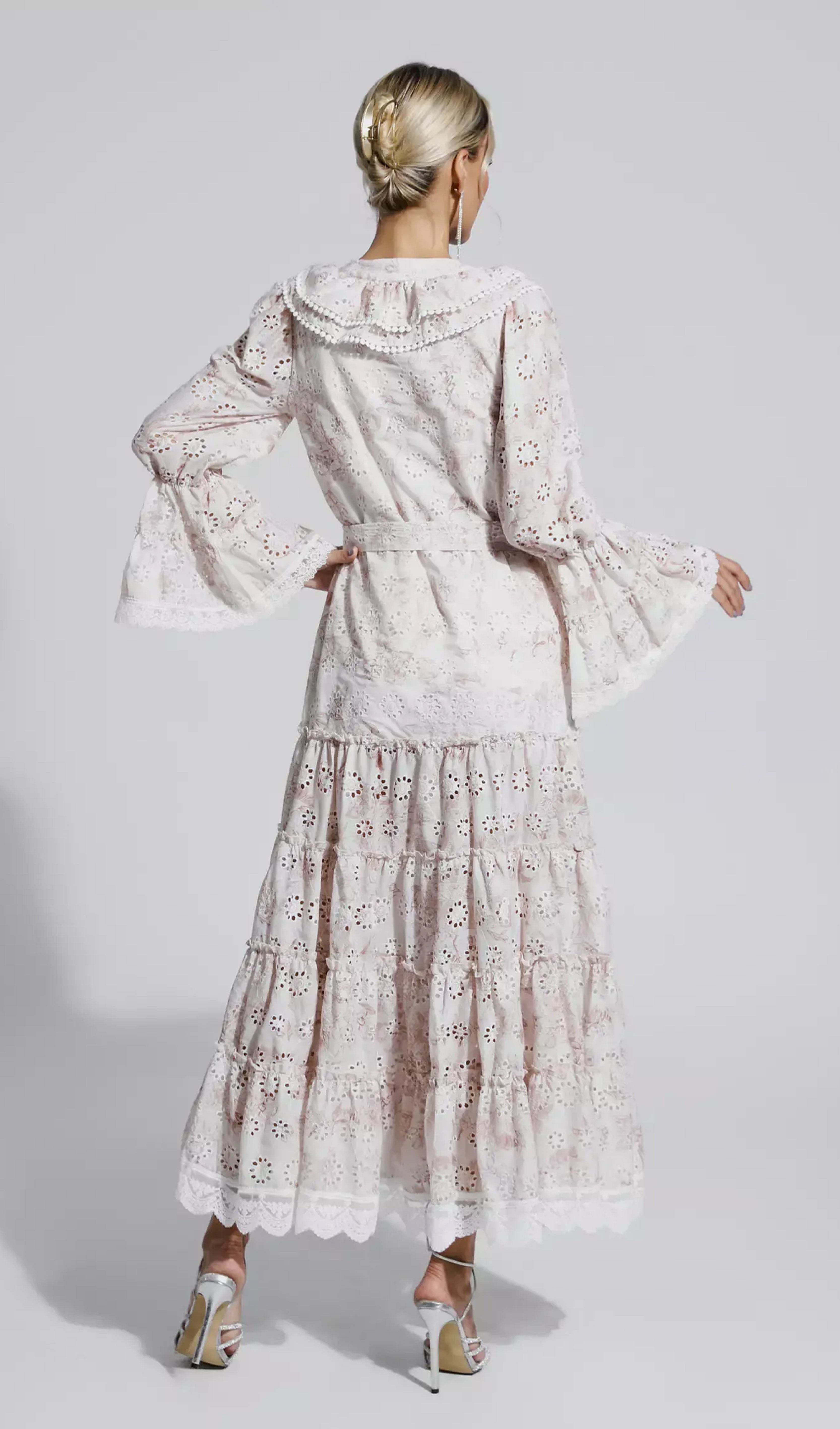 Uzun Kollu Haki Dantel Pileli Maxi Elbise