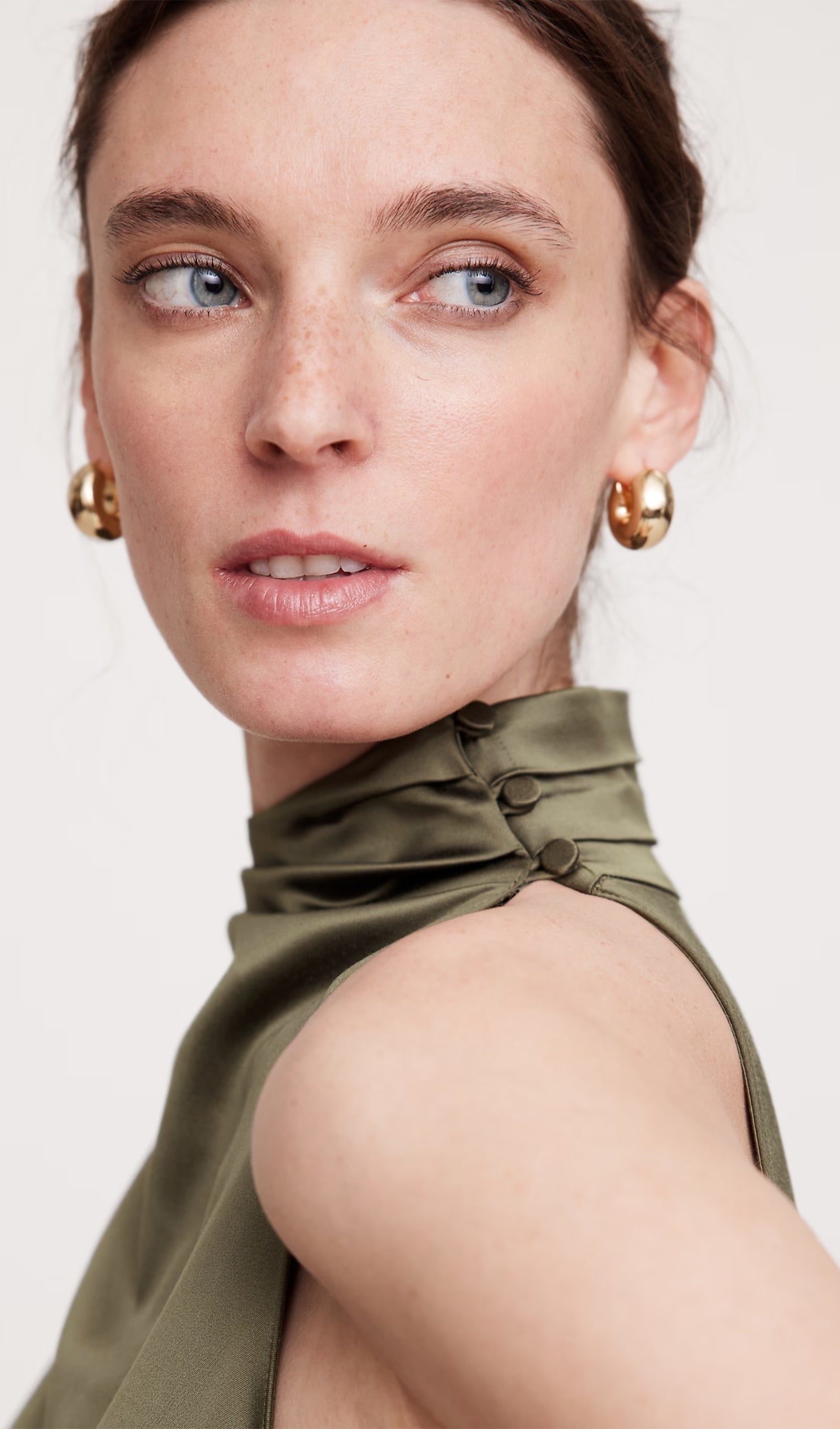 Püsküllü Saten Midi Elbise Çınar Kahverengi