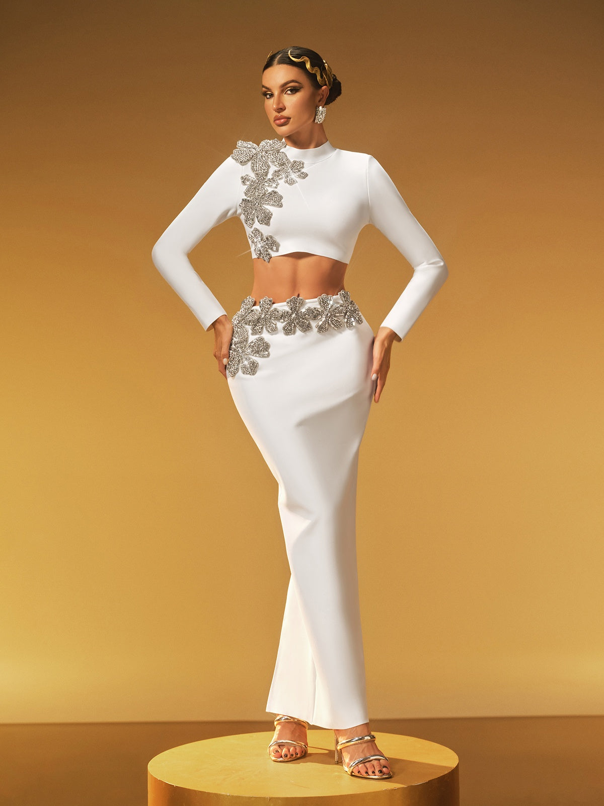 Almira Uzun Kollu Çiçekli Bandaj Etek Seti, Beyaz