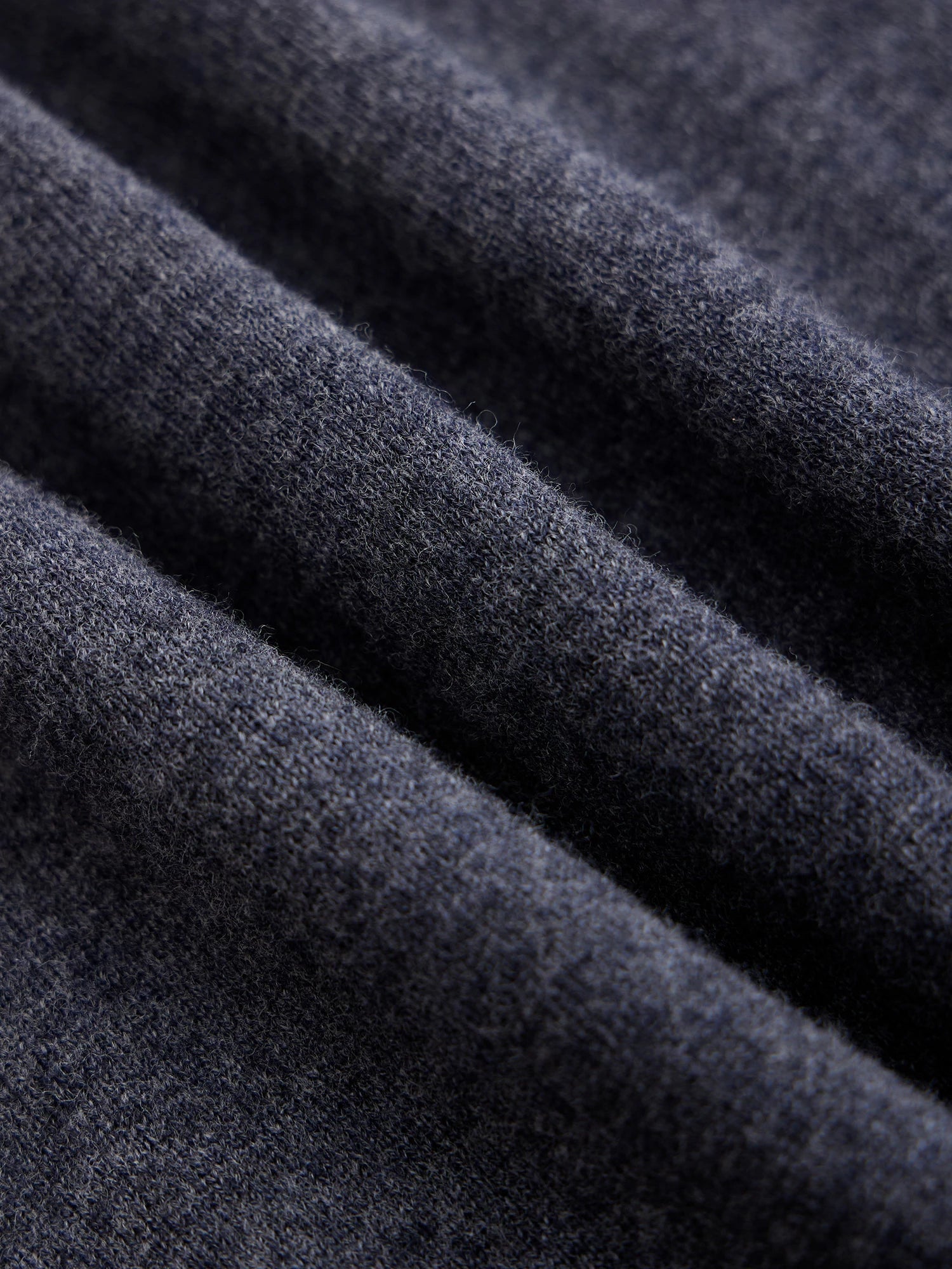 Yün Yuvarlak Yaka Örme Midi Elbise