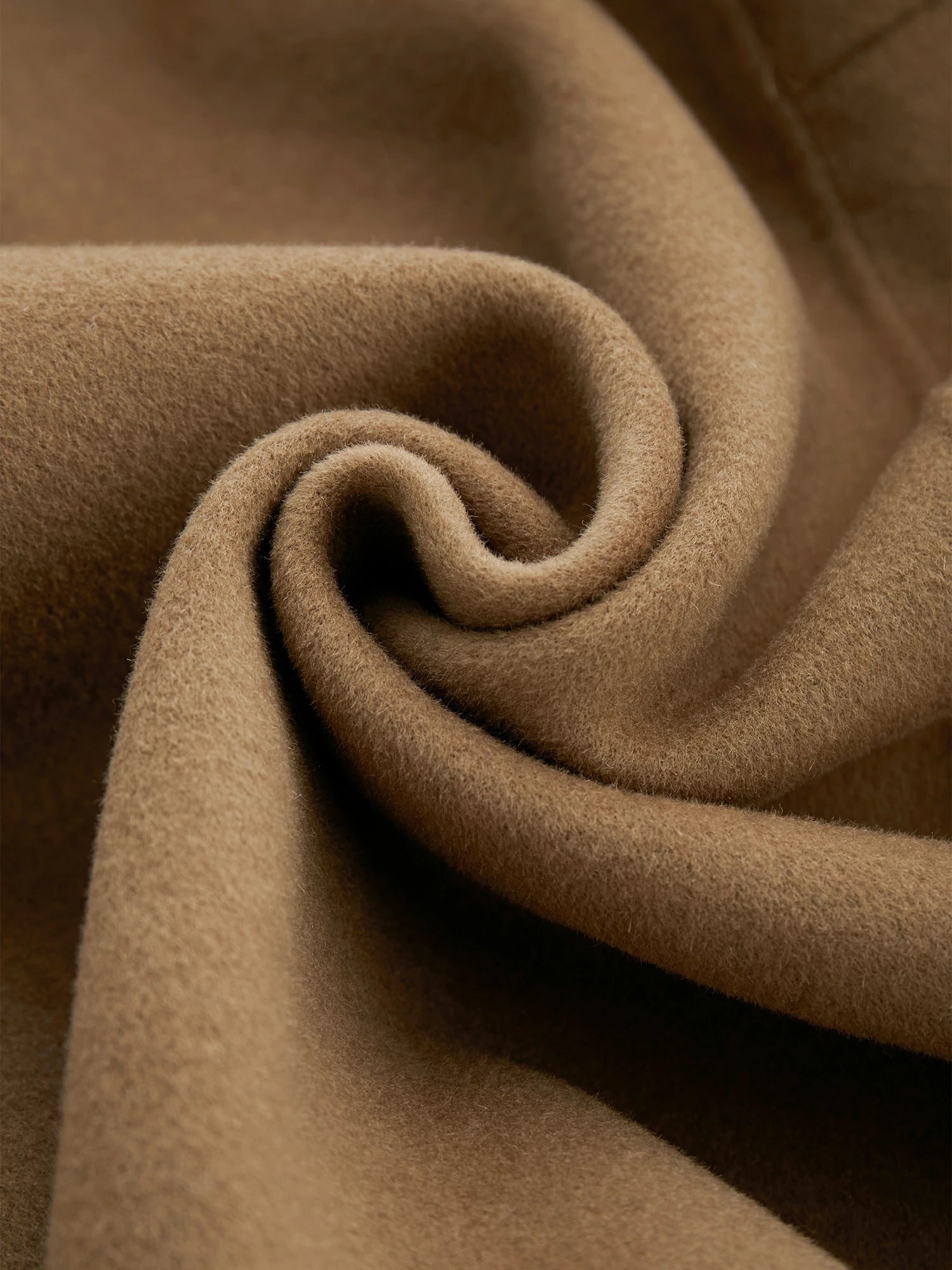 Yün Çentikli Yaka Uzun Kollu Kaban