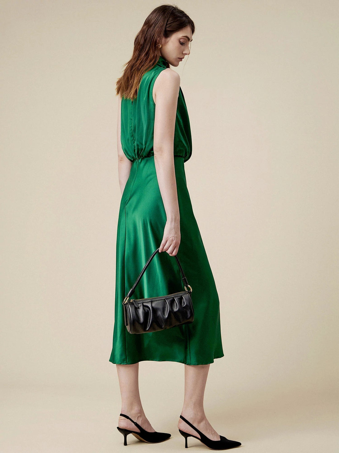 Asetat Düzensiz Yaka Saten Maxi Elbise