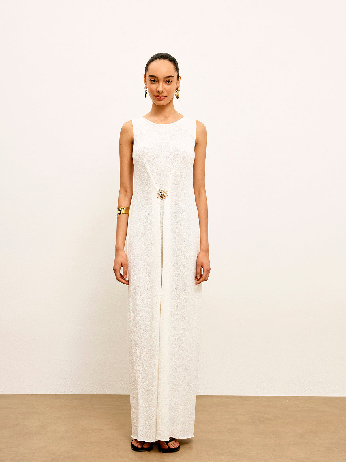 Metal Detay Kolsuz Örme Maxi Elbise