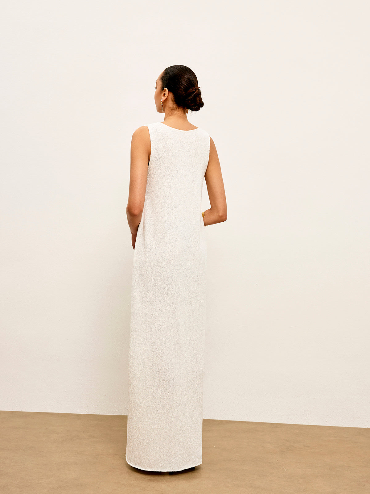 Metal Detay Kolsuz Örme Maxi Elbise