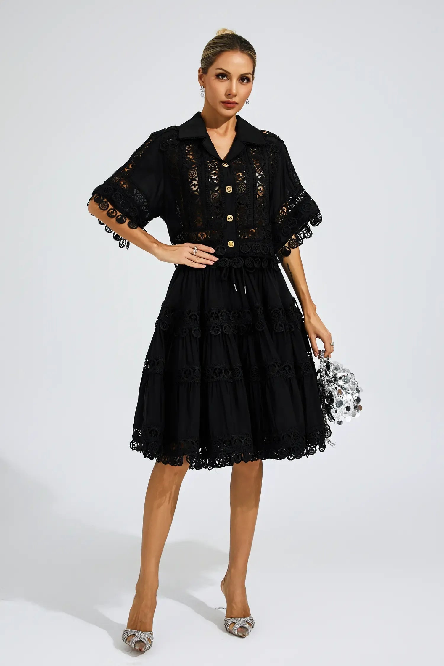 Selena Siyah Dantelli Kesikli Mini Takım