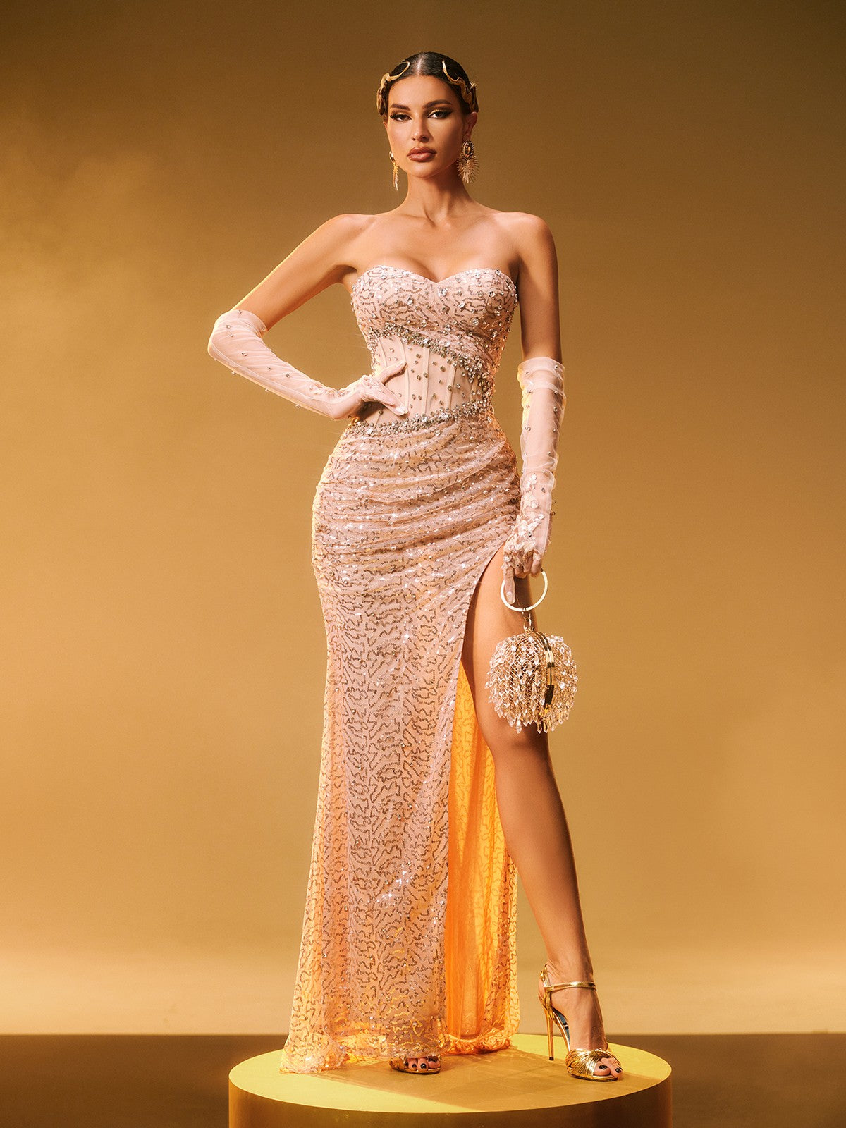 Coralyn Straplez Rhinestone Yırtmaçlı Maksi Elbise