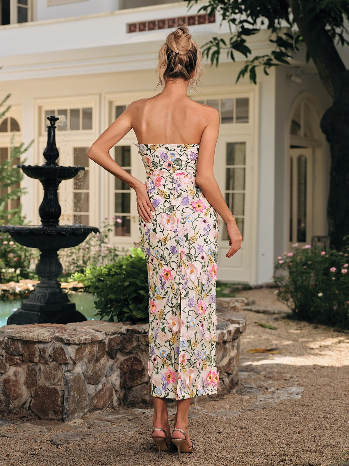 Daelyr Straplez Çiçek İşlemeli Midi Elbise