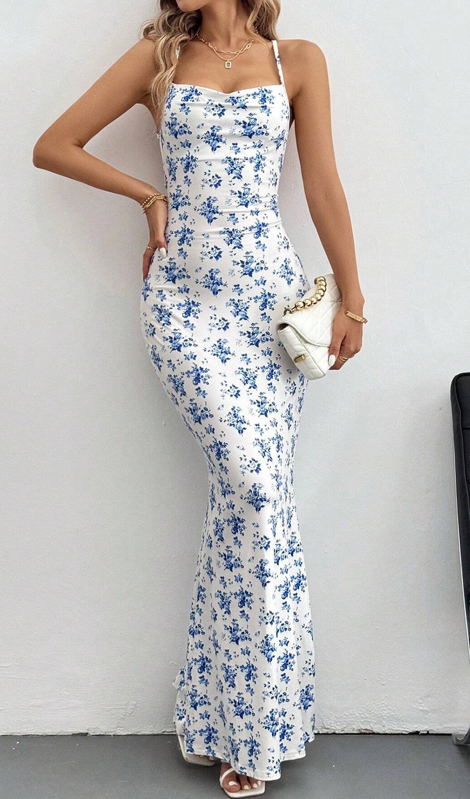 Çiçekli Sırtı Açık Maksi Elbise