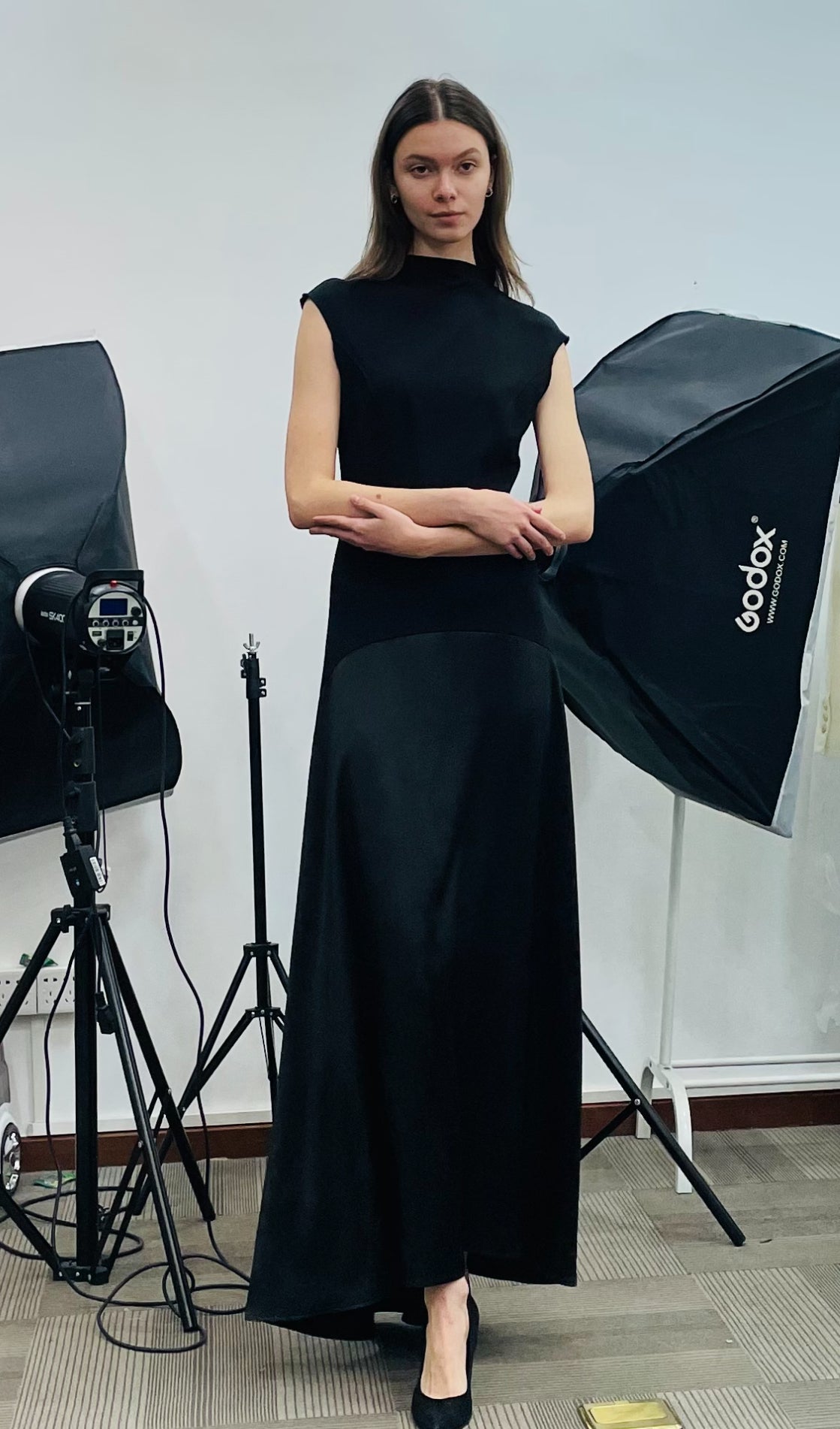 Örme Saten Kolsuz Maksi Elbise