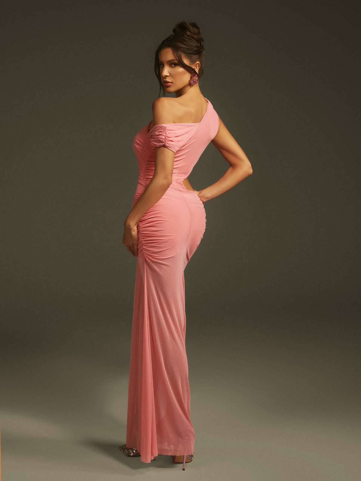 Lakia Kesimli Büzgülü File Maxi Elbise