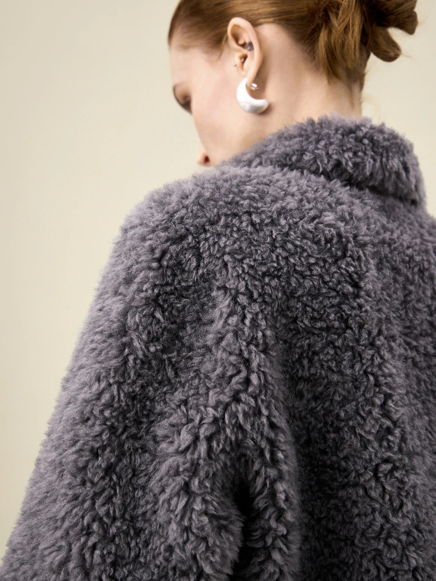 V Yaka Uzun Kollu Çevre Dostu Kürk Kısa Kaban