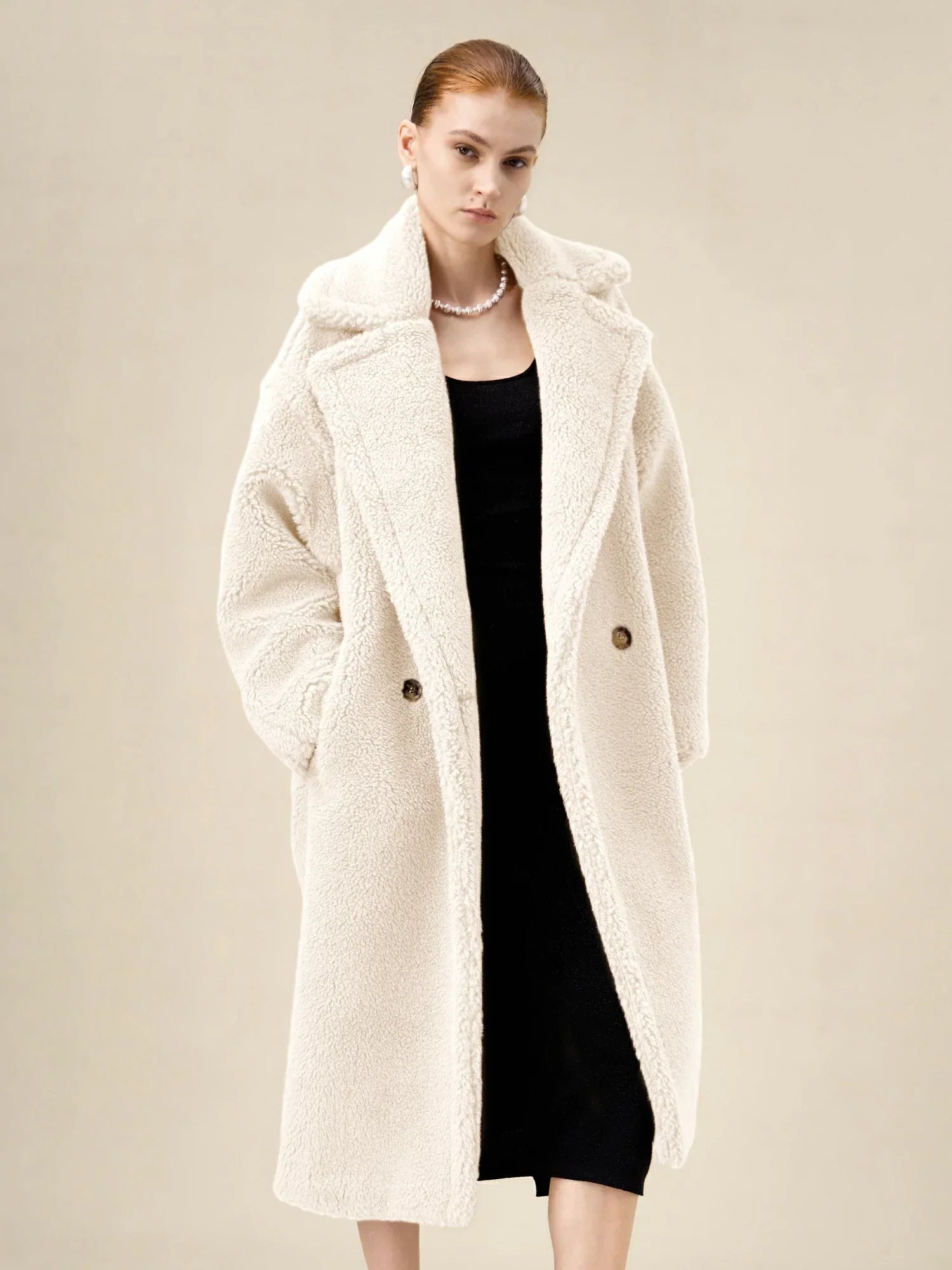 Yün Çentik Yaka Uzun Kollu Peluş Kaban