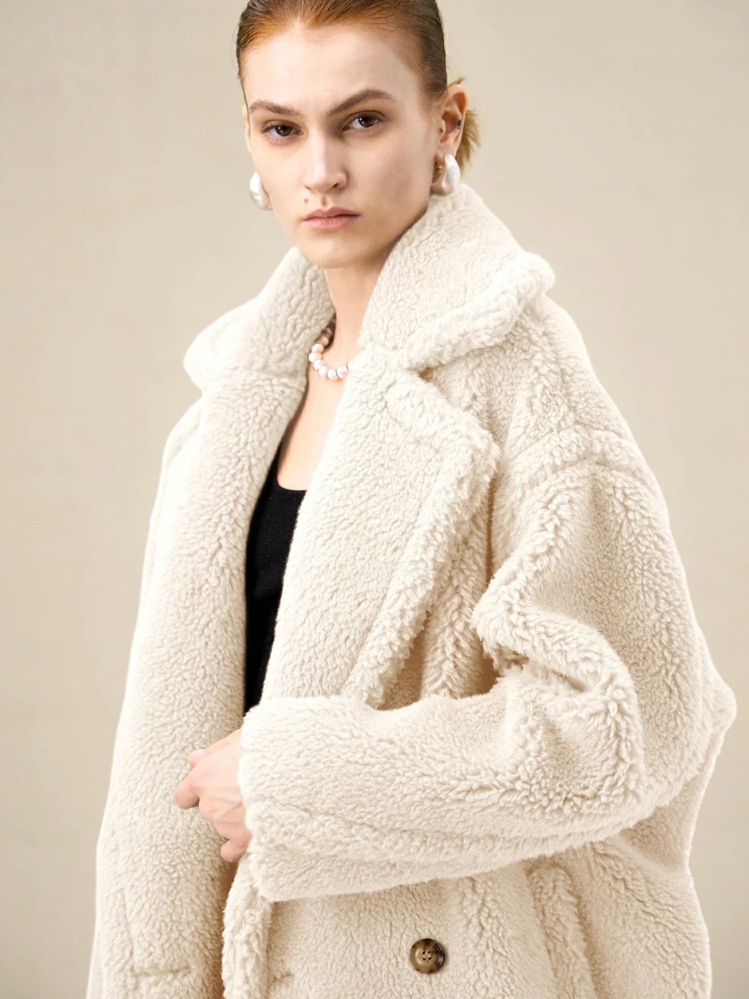 Yün Çentik Yaka Uzun Kollu Peluş Kaban