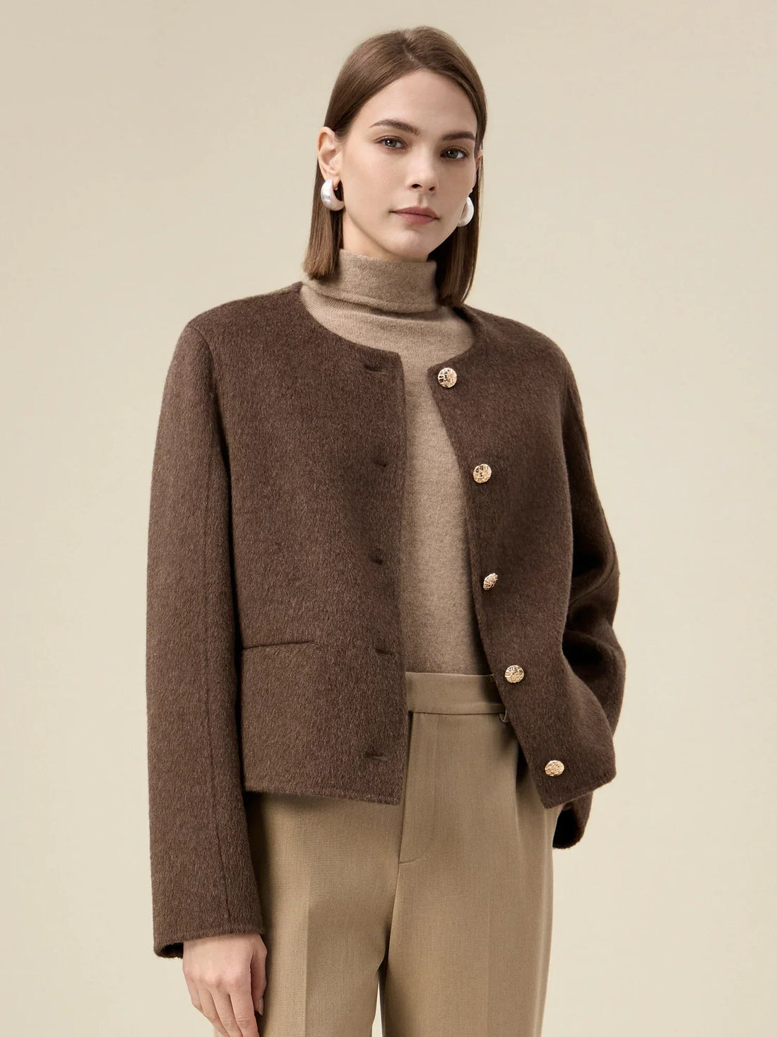 Kadın Yün Yuvarlak Yaka Metal Düğmeli Ceket