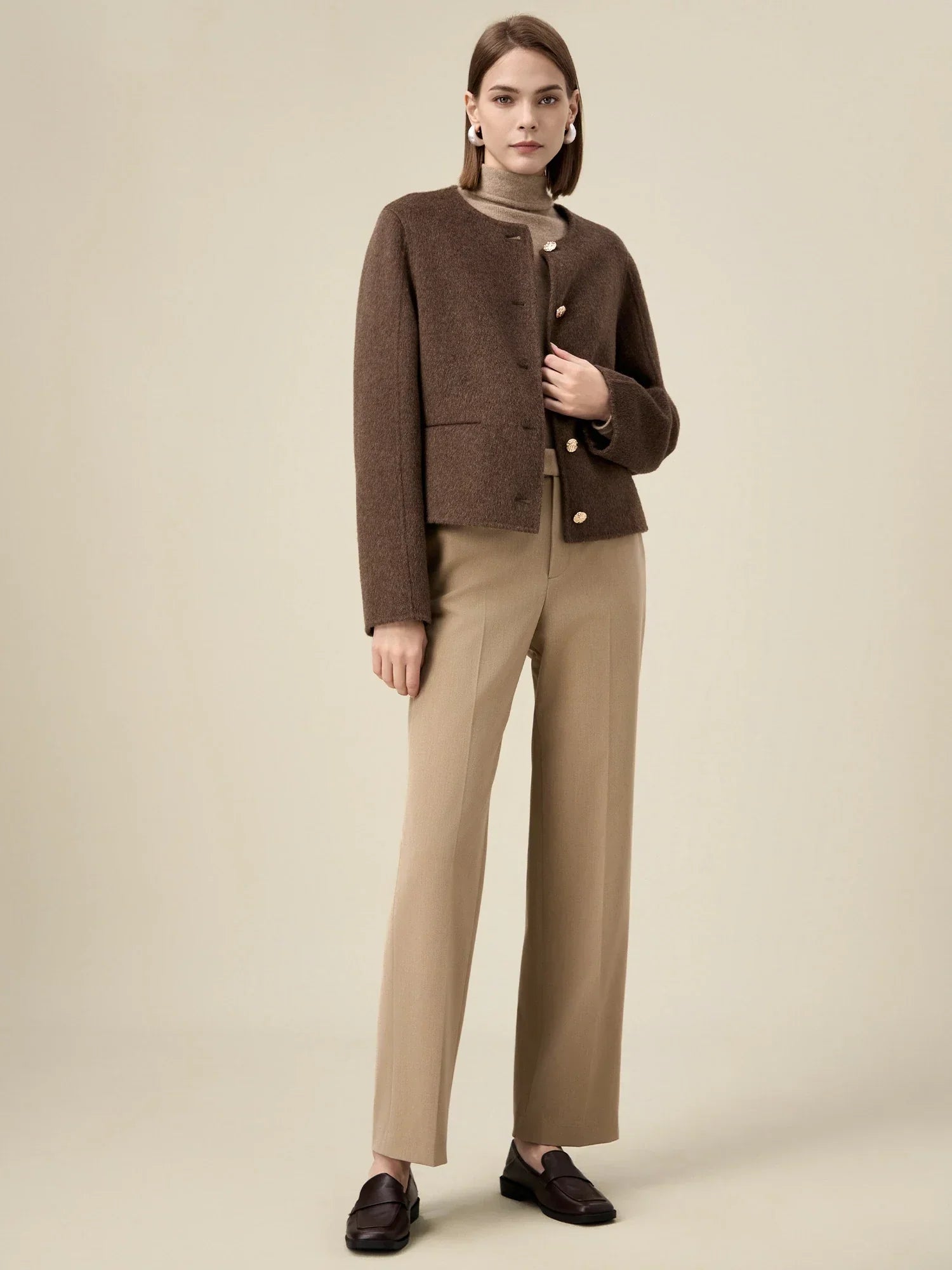 Kadın Yün Yuvarlak Yaka Metal Düğmeli Ceket