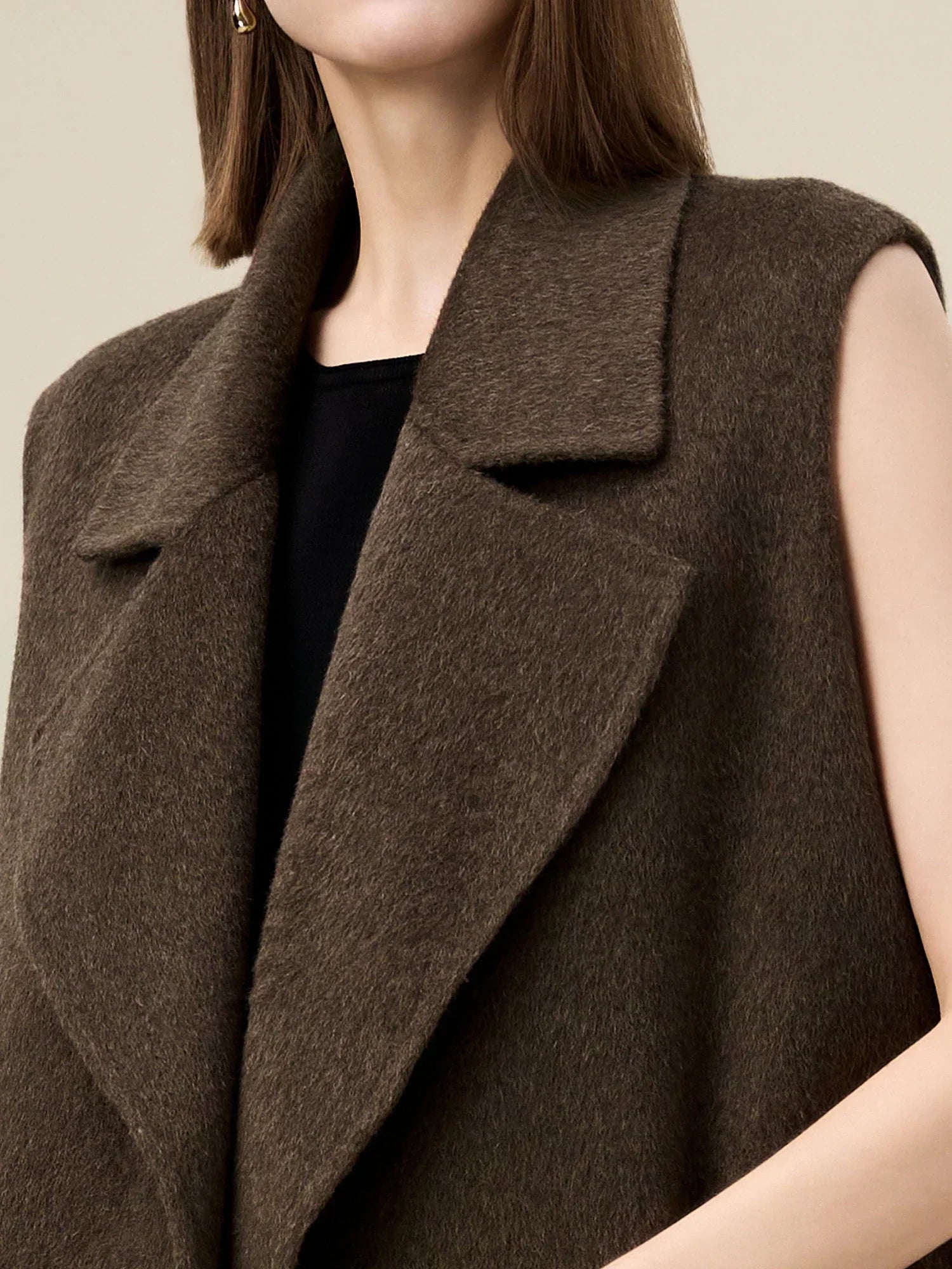 Kadın Yün Çentikli Yaka Kolsuz Kaban