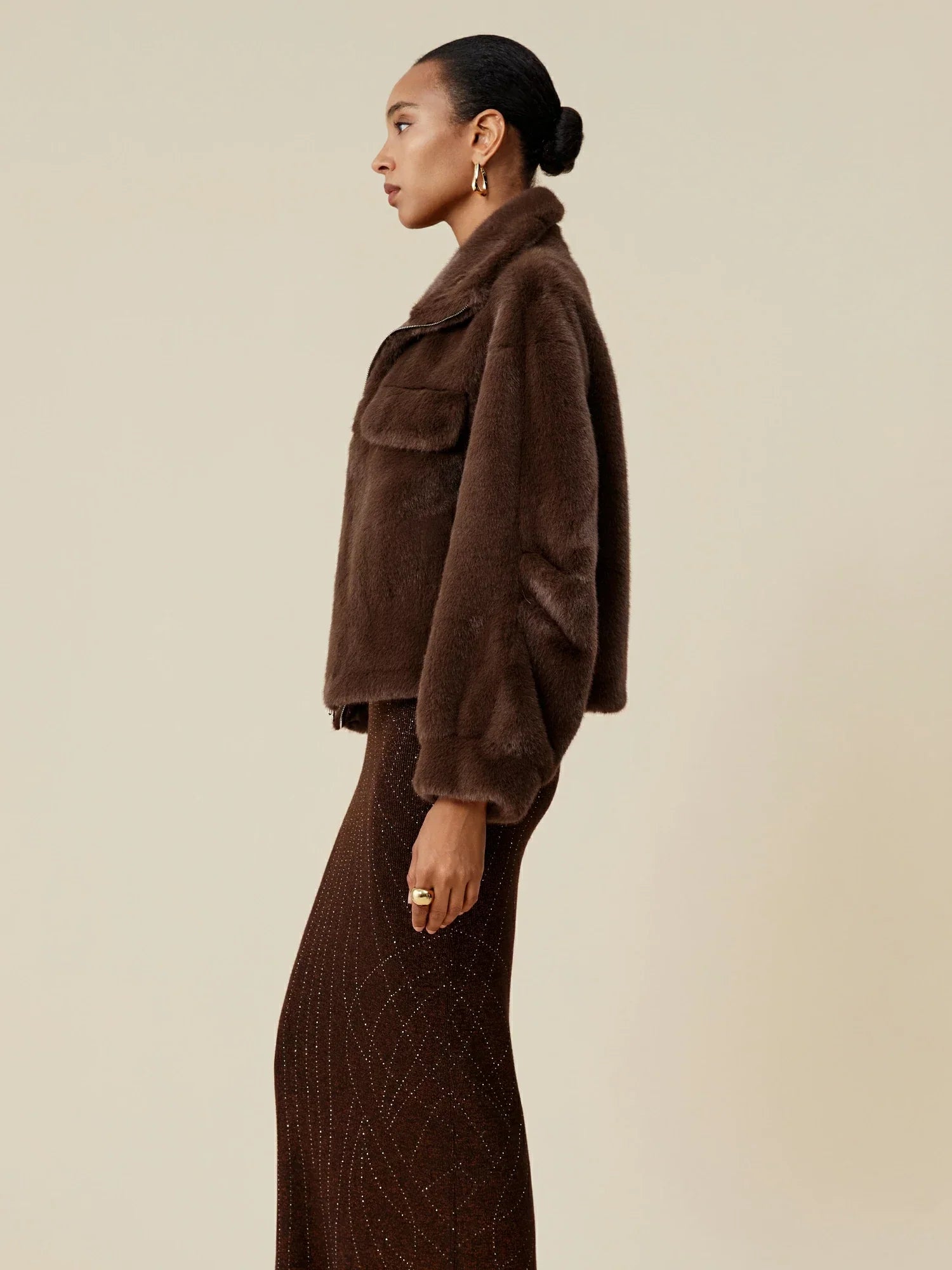 Yaka Uzun Kollu Çevre Dostu Kürk Kaban